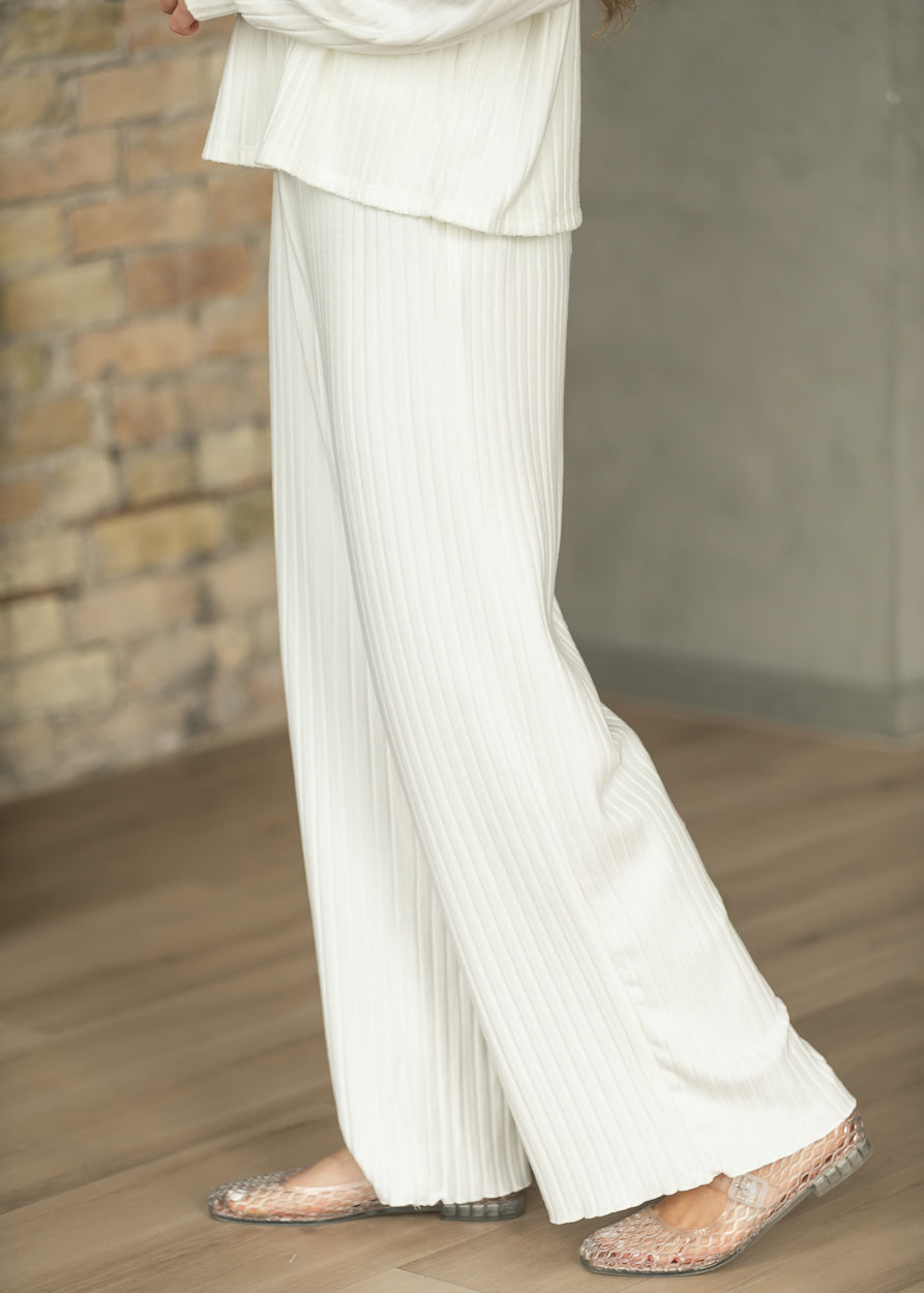 Z Supply® Dawn Bone White Smocked Rib Pant