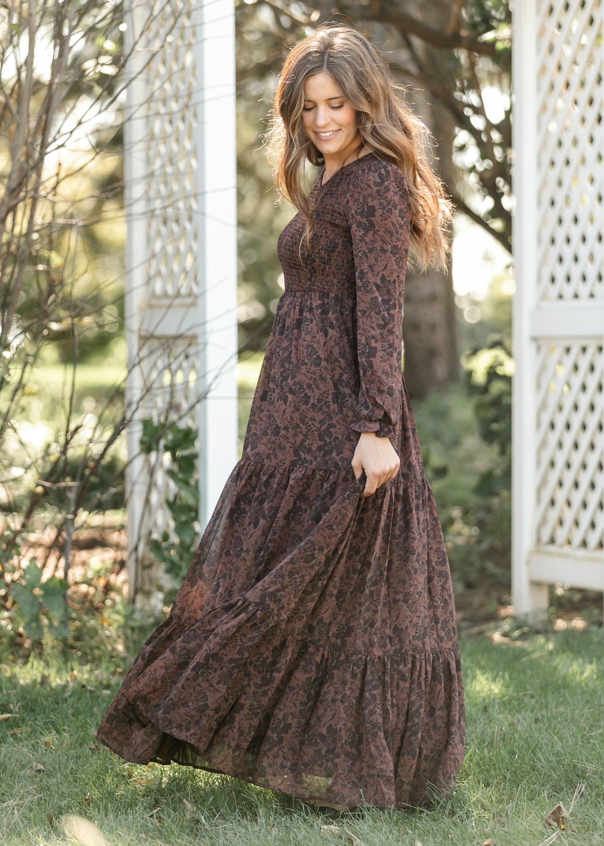 Aurora Smocked Maxi Dress L Aurora Smocked Maxi Dress L