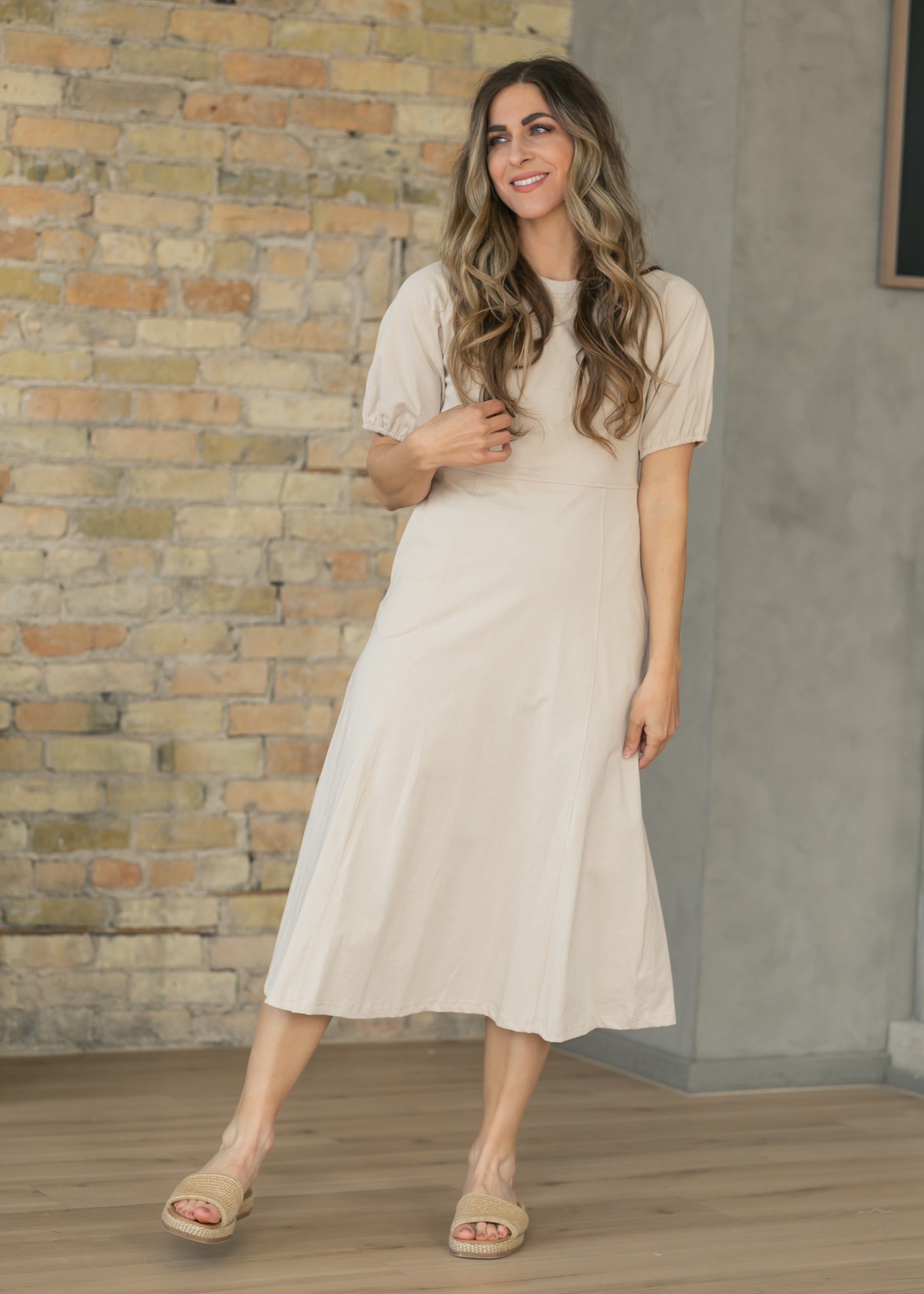 Beige Ribbed Midi Dress Inherit Co. Beige Ribbed Midi Dress Inherit Co.