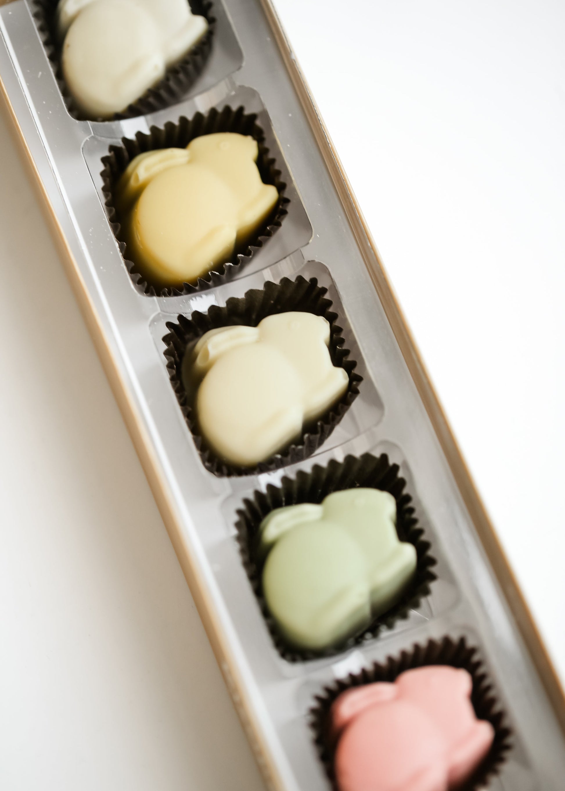Bissinger's Pastel Peanut Butter Bunnies Flight Gifts