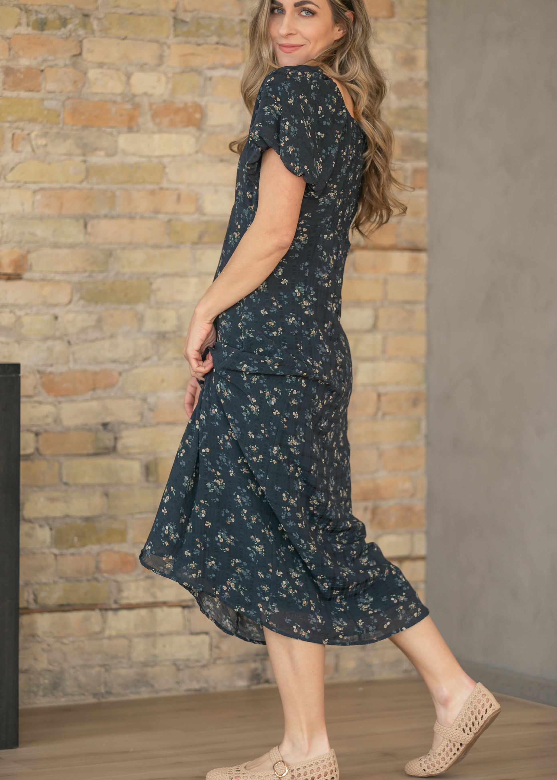 Black Floral Square Neck Maxi Dress Inherit Co. Black Floral Square Neck Maxi Dress Inherit Co.