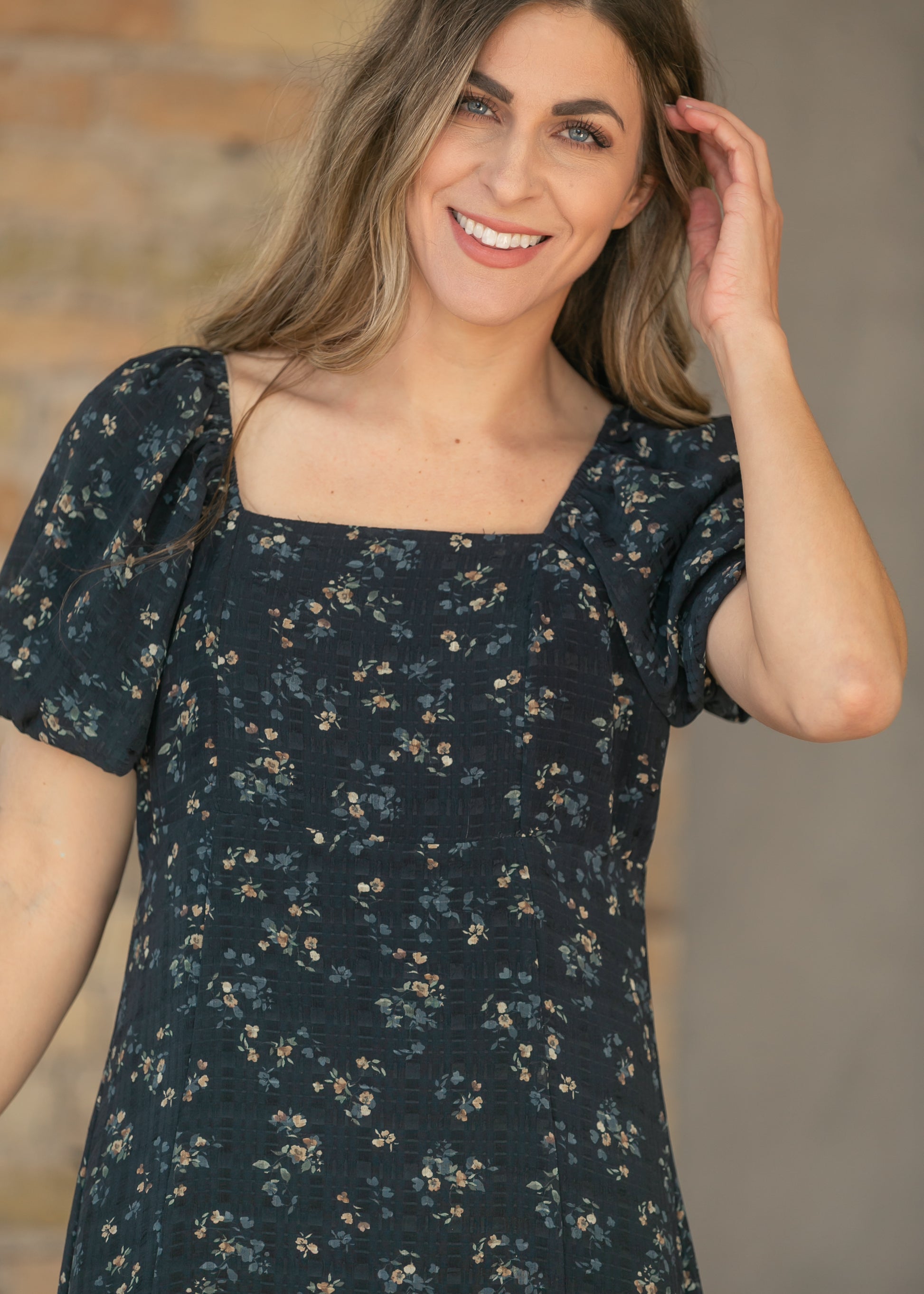 Black Floral Square Neck Maxi Dress Inherit Co. Black Floral Square Neck Maxi Dress Inherit Co.