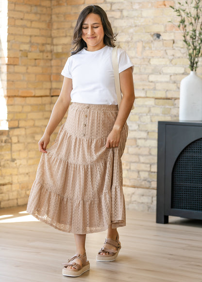 Button Detailed Tiered Lace Skirt FF Skirts
