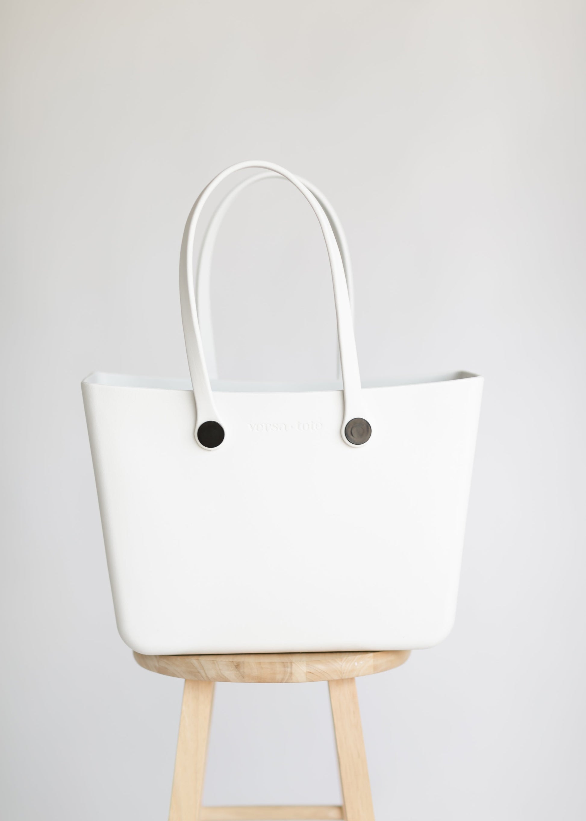 Carrie Versa Interchangeable Strap Tote Bag Accessories Off White