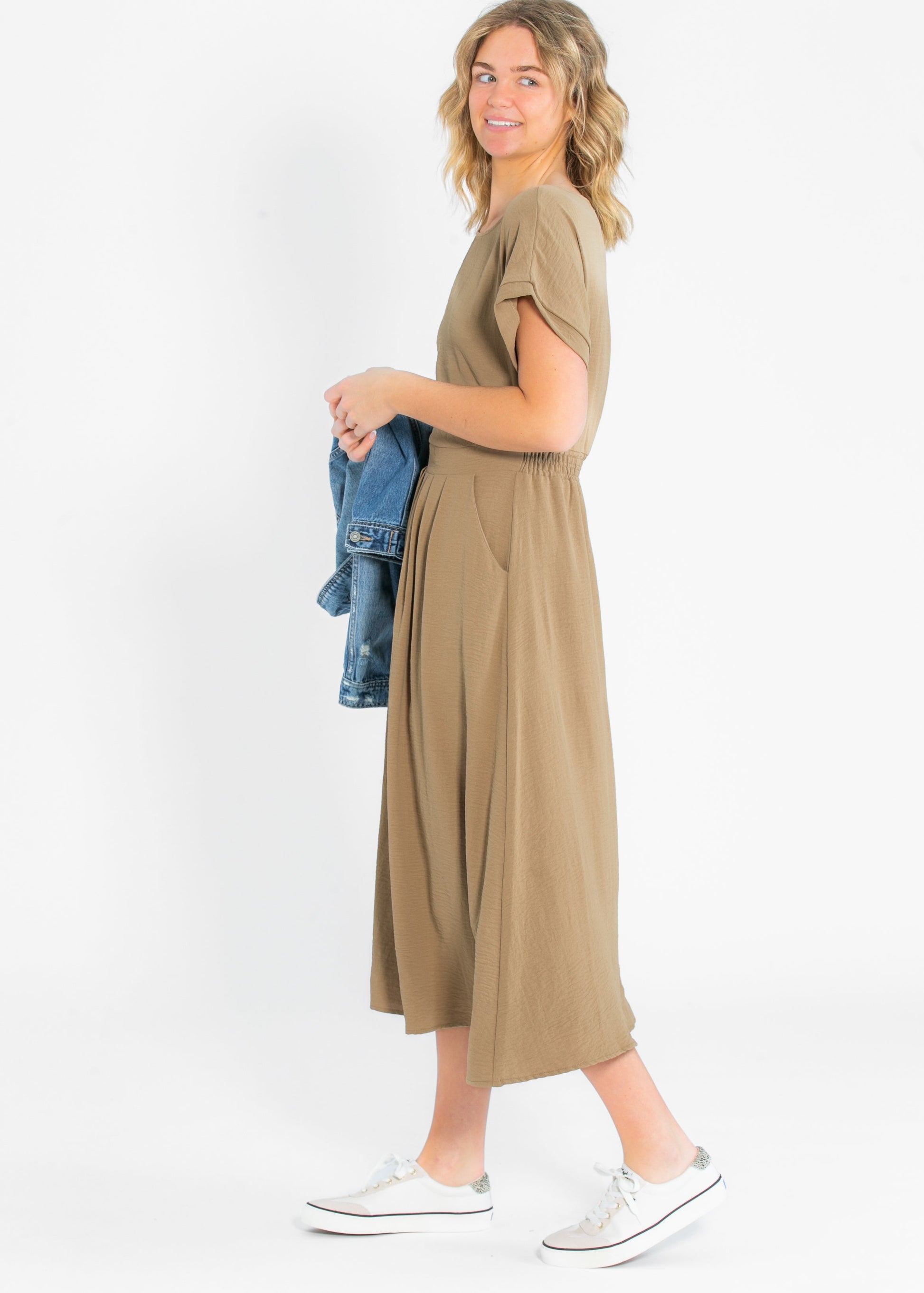 Cassia Dolman Sleeve Midi Dress IC Dresses