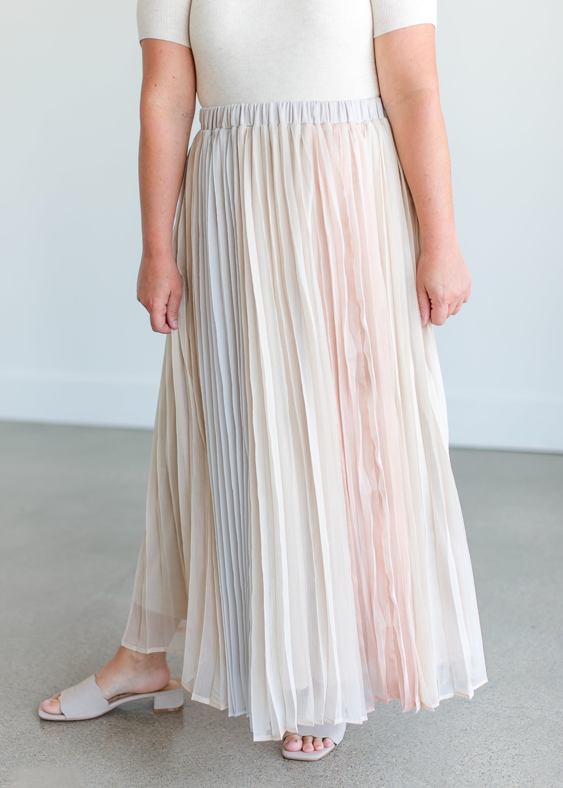 Colorblocked Pleated Maxi Skirt FF Skirts