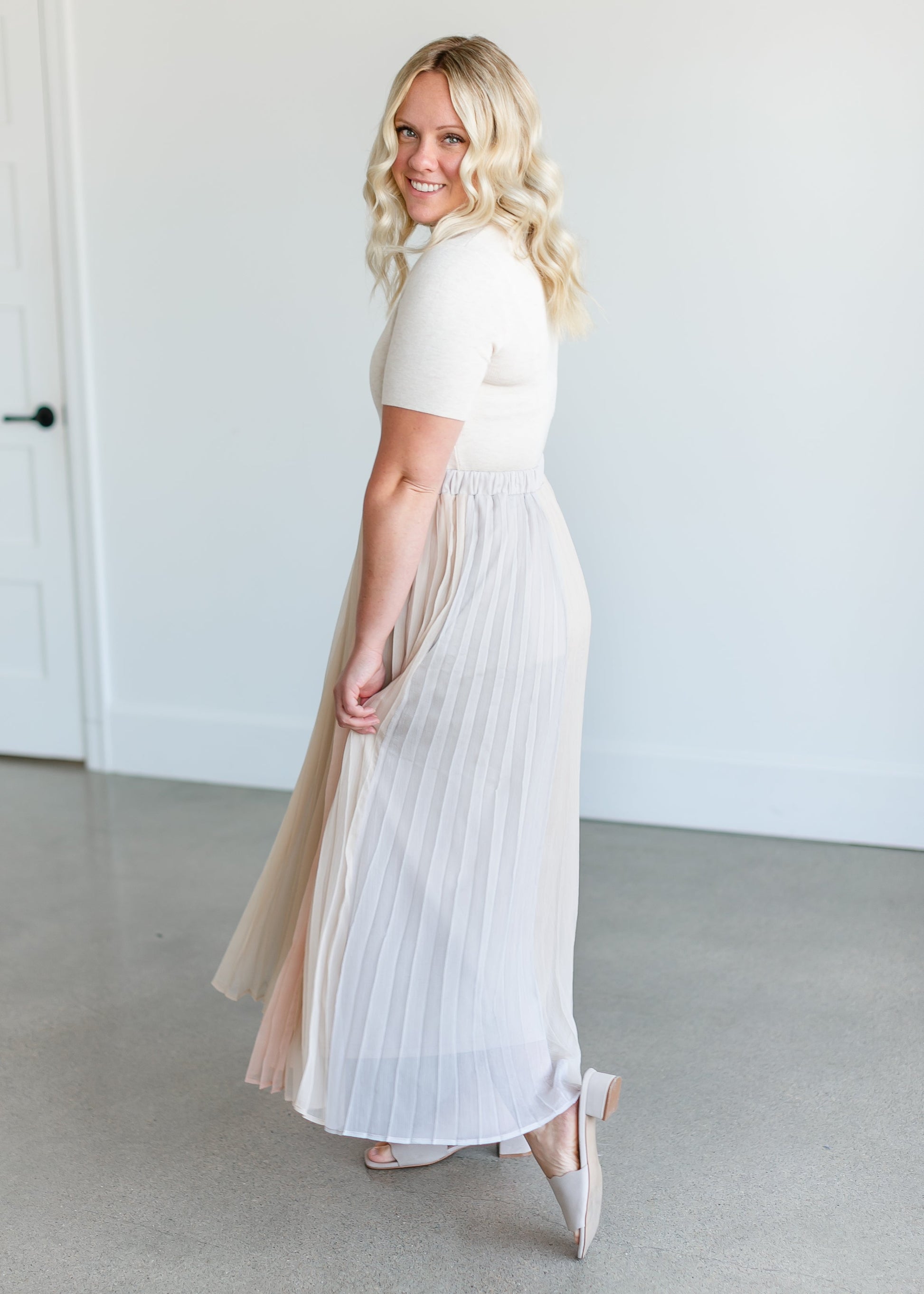 Colorblocked Pleated Maxi Skirt FF Skirts