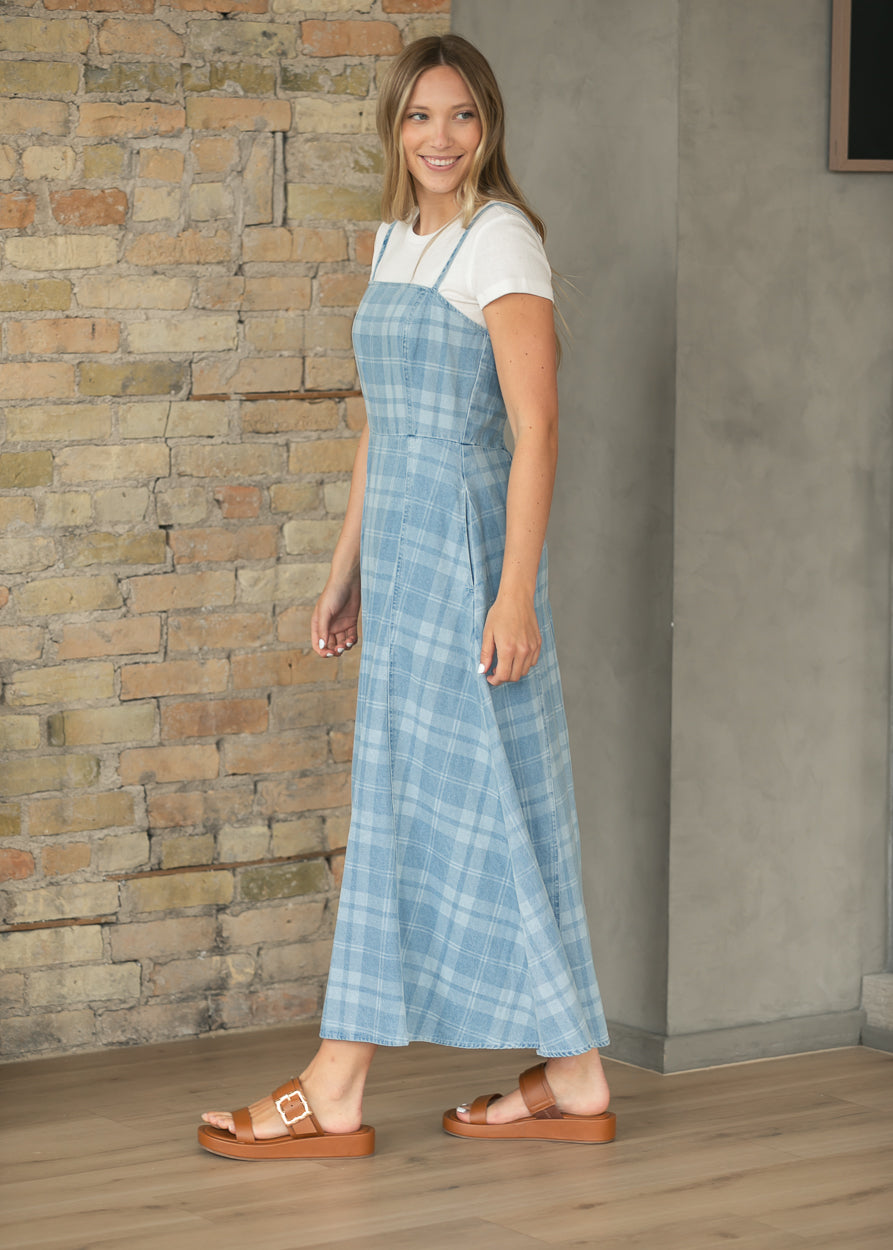 denim sleeveless dresses Plaid Maxi Dress, Medium Stylish and Comfortable Mom INV-4618 Amazon The relaxed fit and Size:M (8)