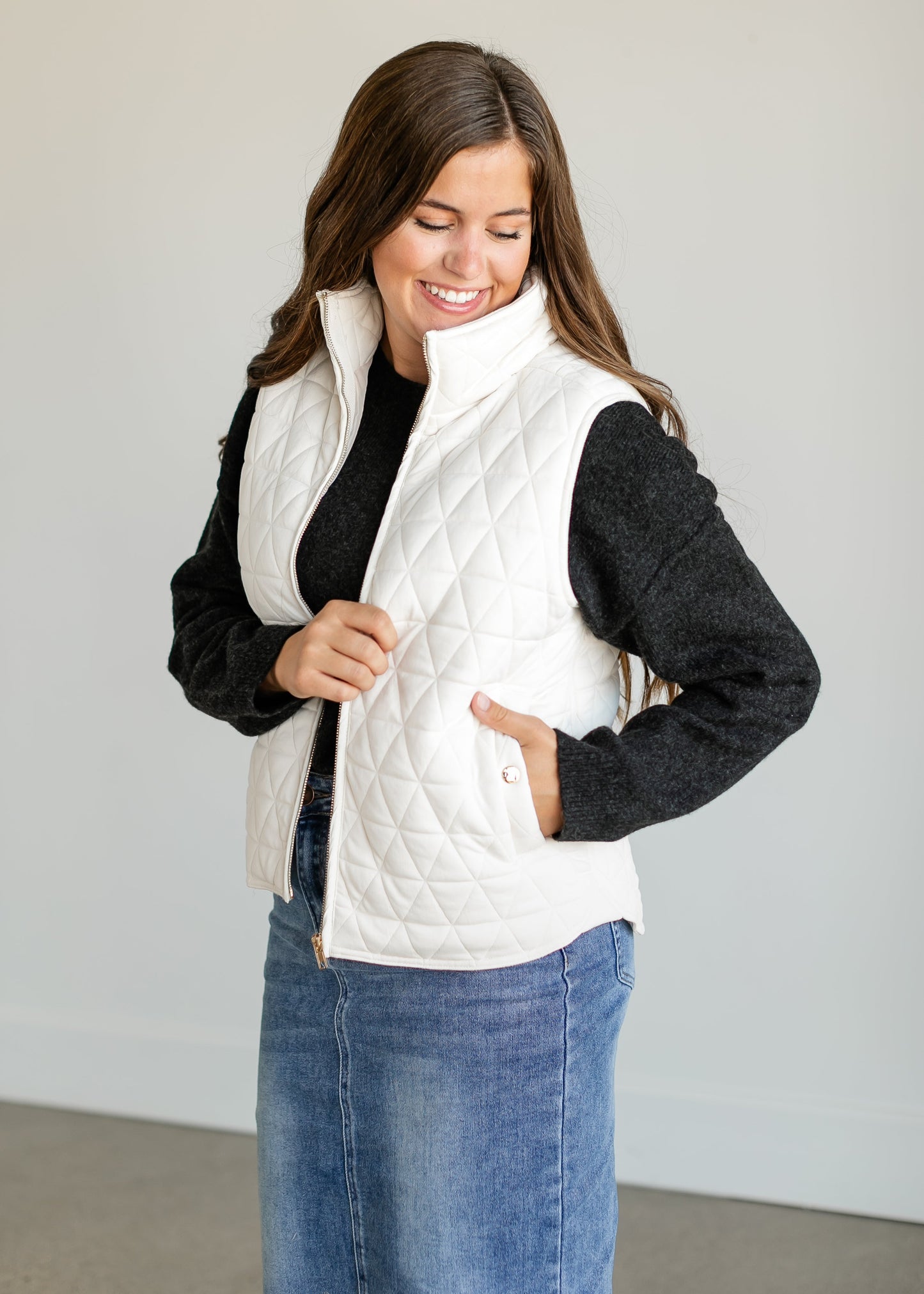 Diamond Quilted Zip-up Vest FF Tops