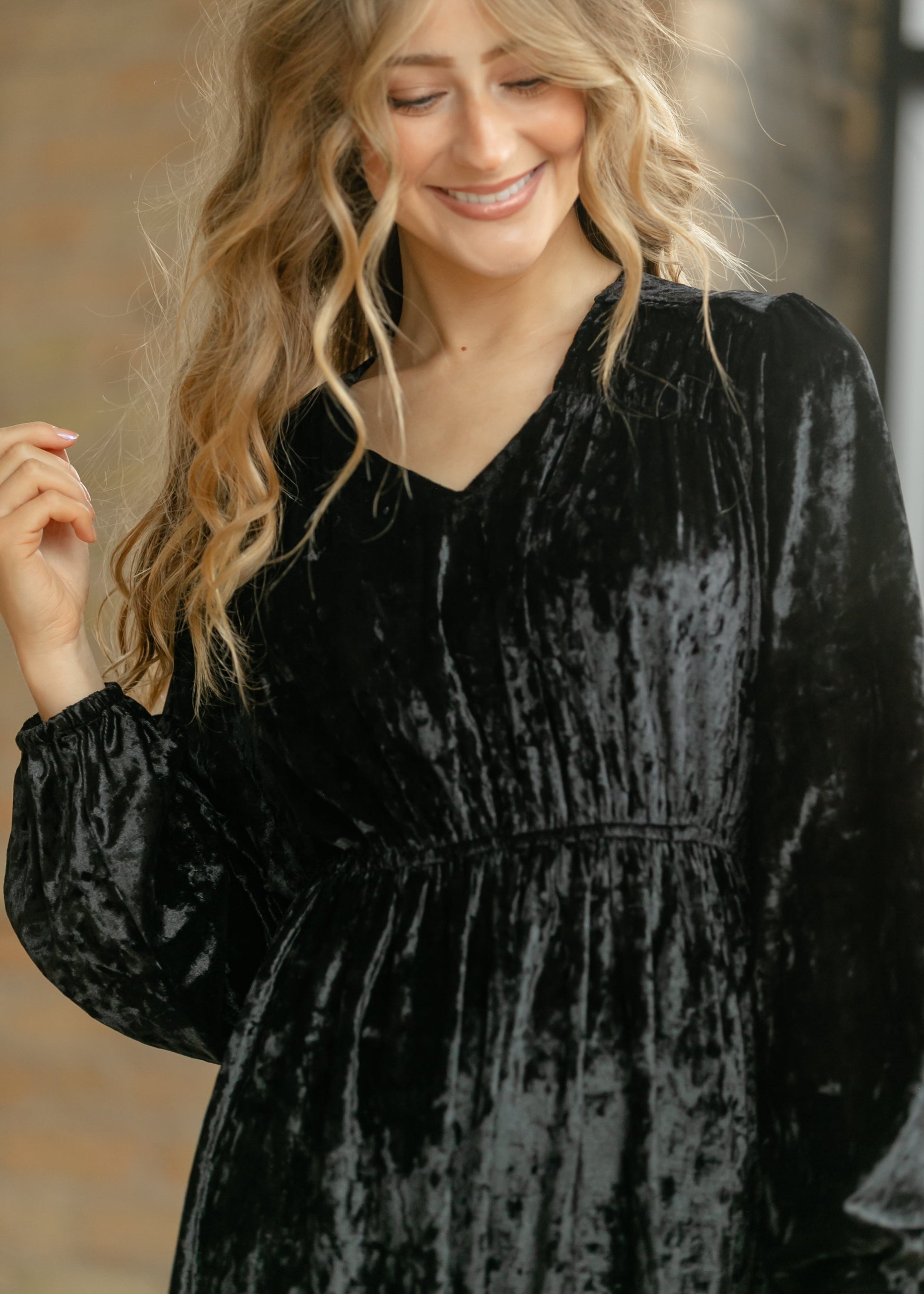 Diana Velvet Midi Dress IC Dresses