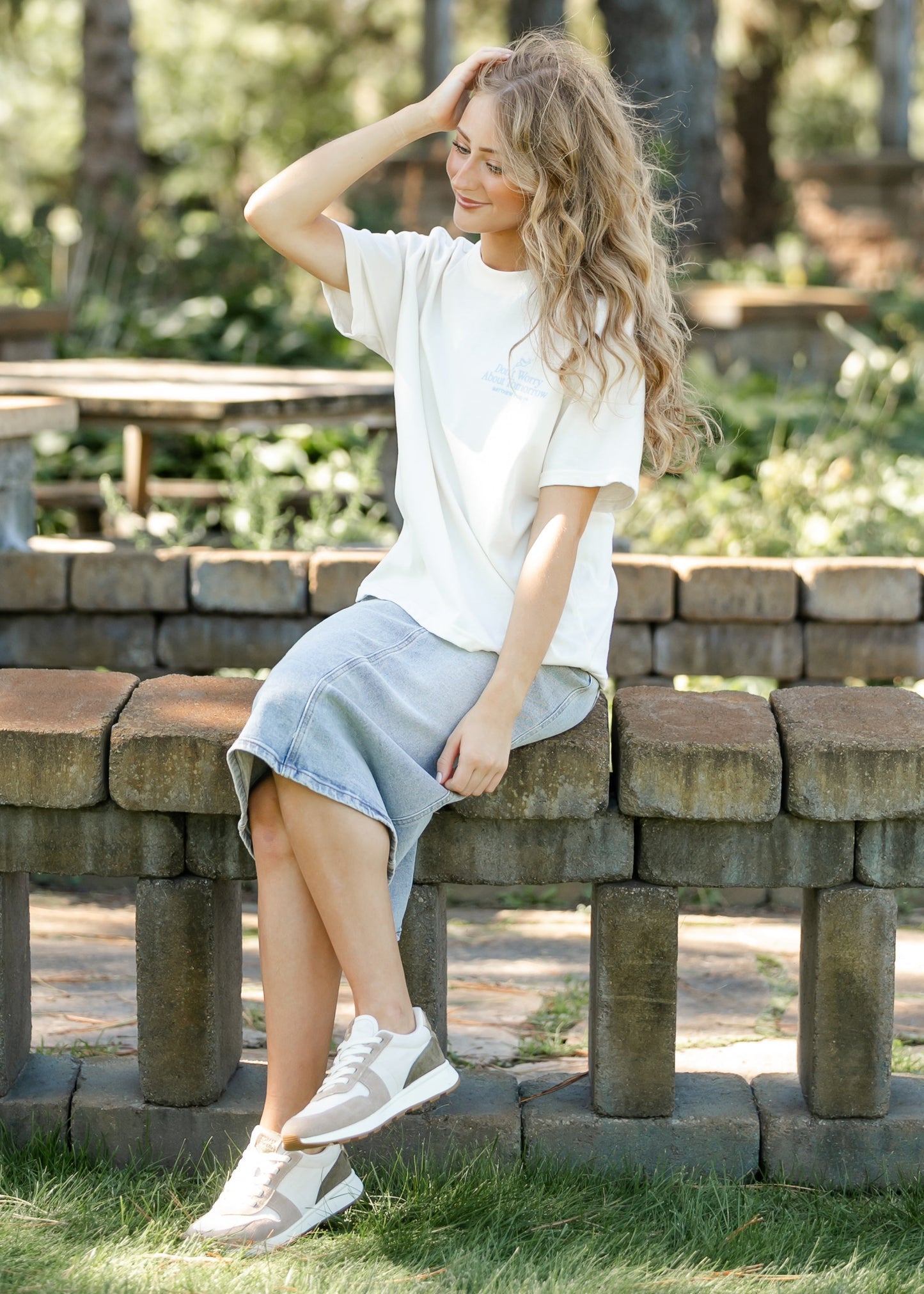 Don't Worry Cafe Graphic T-shirt FF Tops