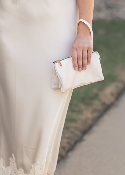 Eclipse Convertible Wallet Crossbody Accessory