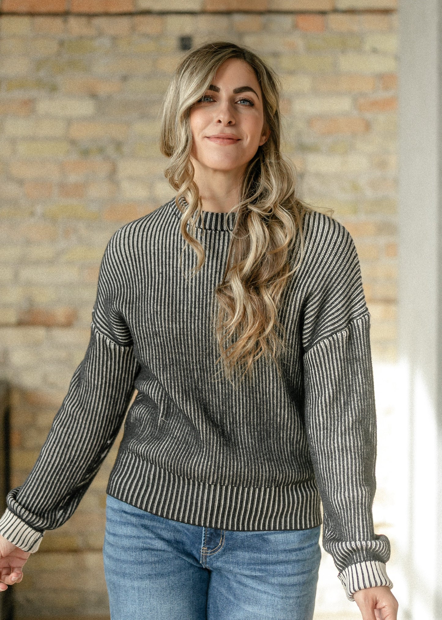 elan Black White Knit Sweater FF Tops