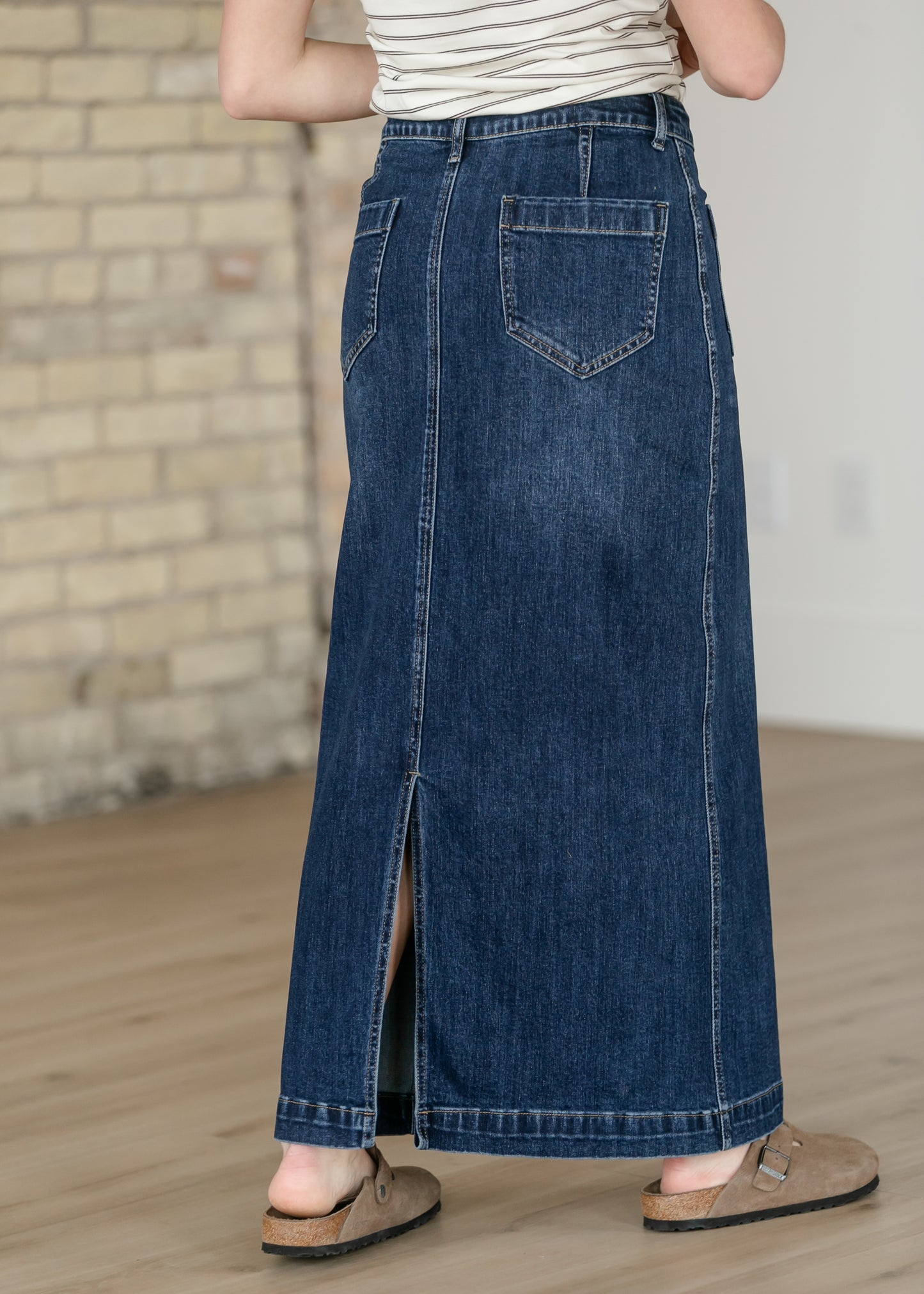 Elin Dark Wash Front Pocket Maxi Skirt IC Skirts
