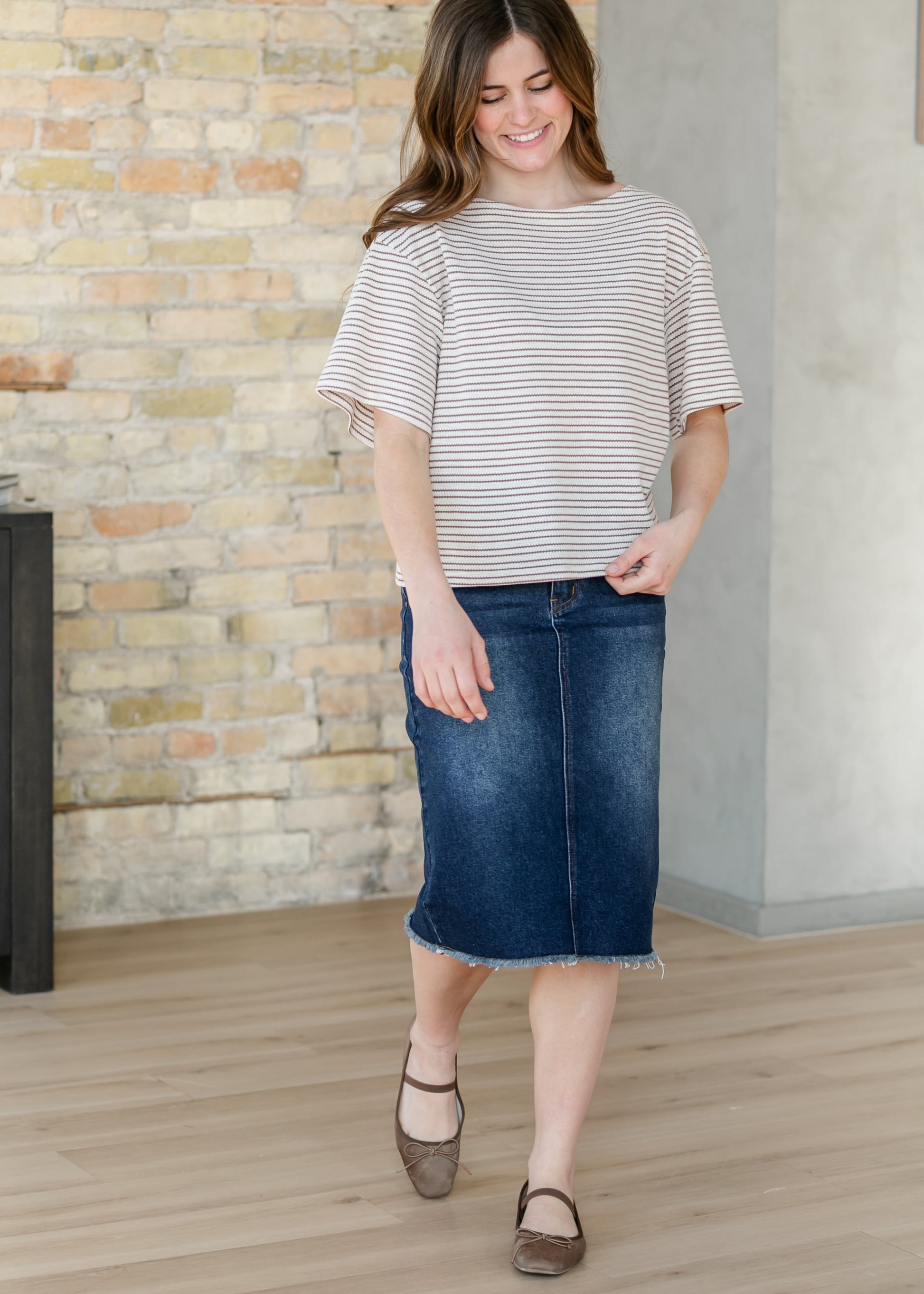 Elora Relaxed Knit Tee IC Tops
