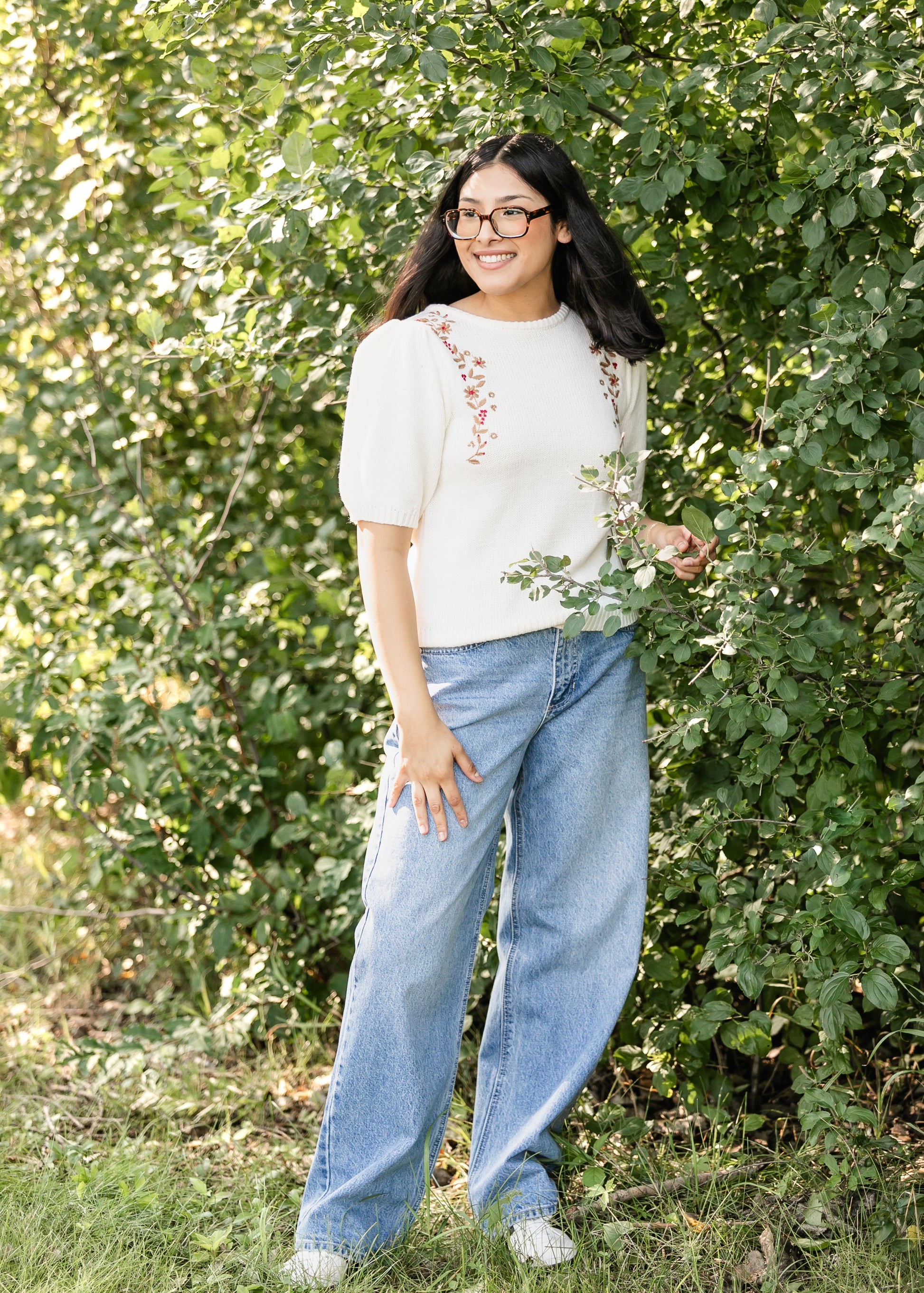 Embroidered Floral Short Sleeve Sweater FF Tops