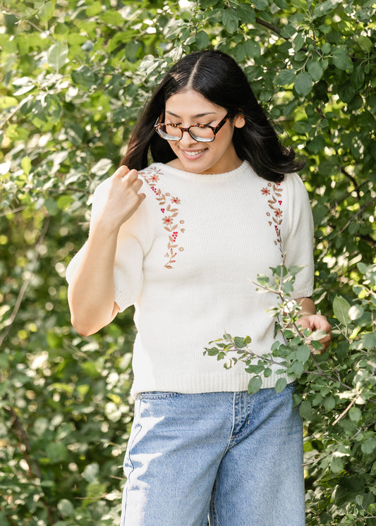 Embroidered Floral Short Sleeve Sweater FF Tops