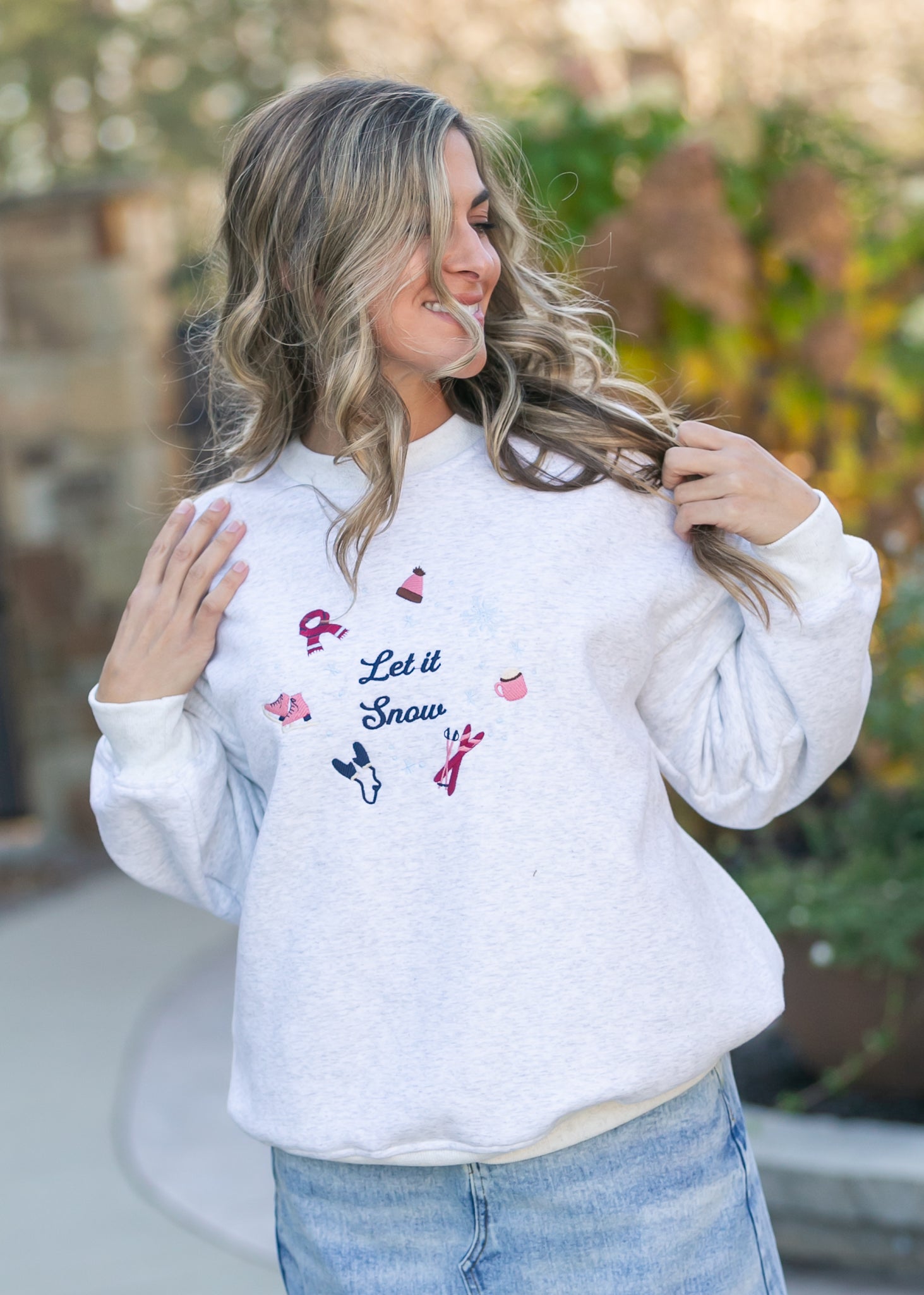 Embroidered Winter Graphic Sweatshirt FF Tops