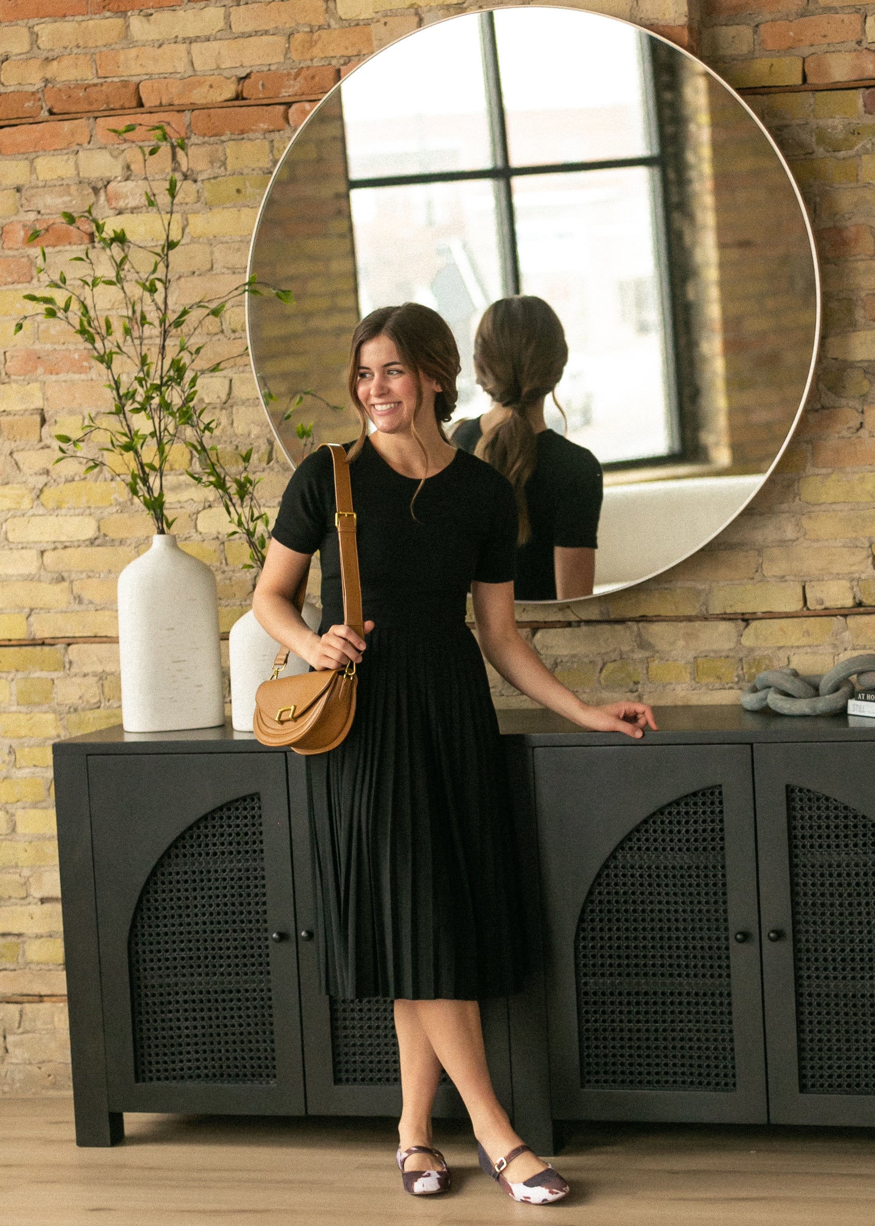 Emersyn Black Pleated Midi Dress IC Dresses