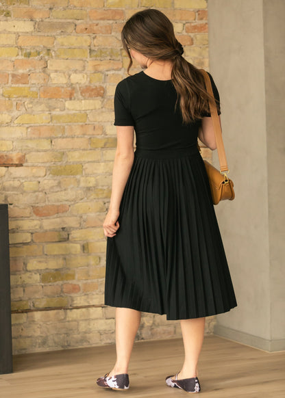Emersyn Black Pleated Midi Dress IC Dresses