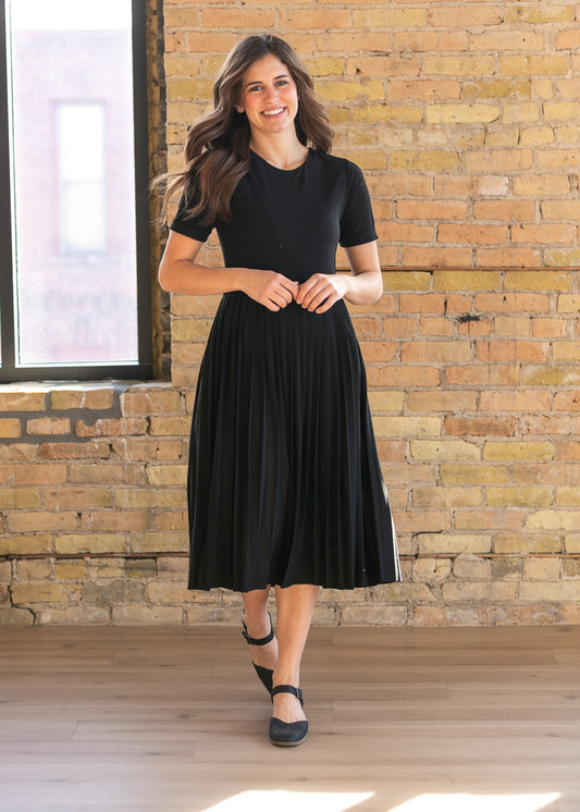 Modest Black Dresses | Midi & Maxi Dresses | Inherit Co. Inherit Co. Modest Black Dresses | Midi & Maxi Dresses | Inherit Co. Inherit Co.