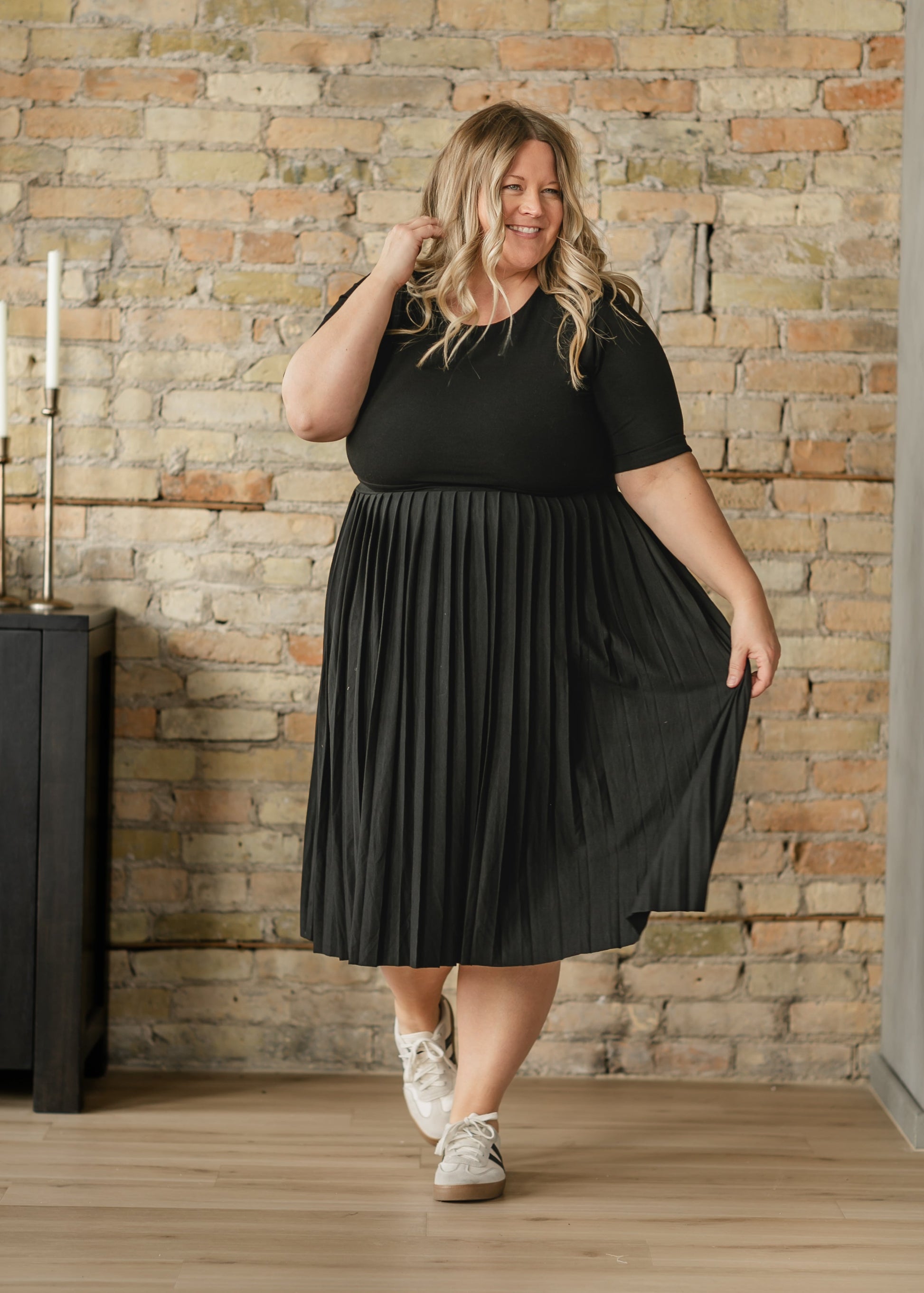 pleated midi dress plus size Terra & Sky Women's Plus Pleated Midi Dress with Sweetheart Neck, Sizes 0X-4X