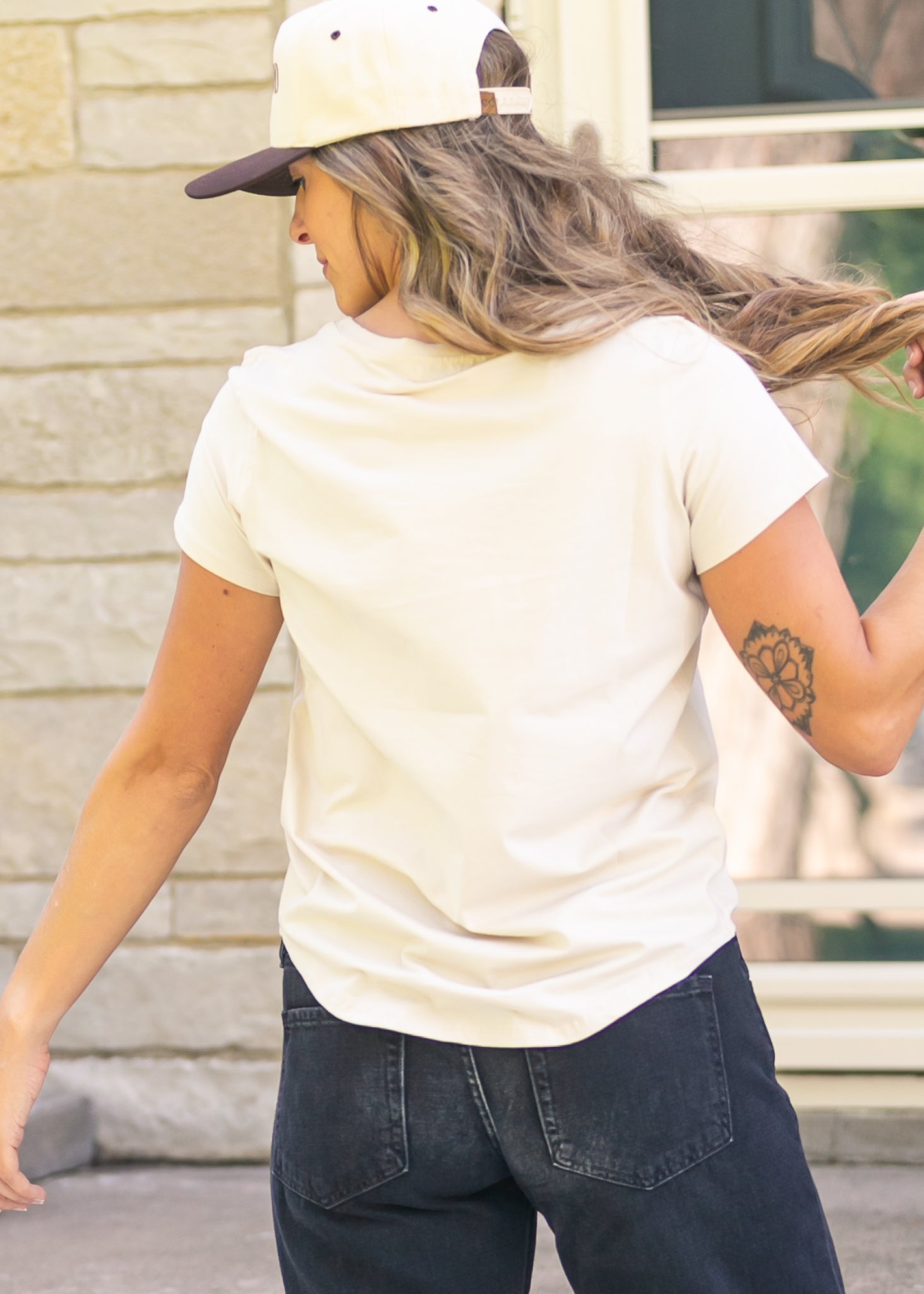 Essential Crew Basic T-shirt IC Tops