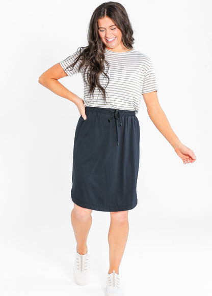 Essential Linen Short Sleeve Tee IC Tops