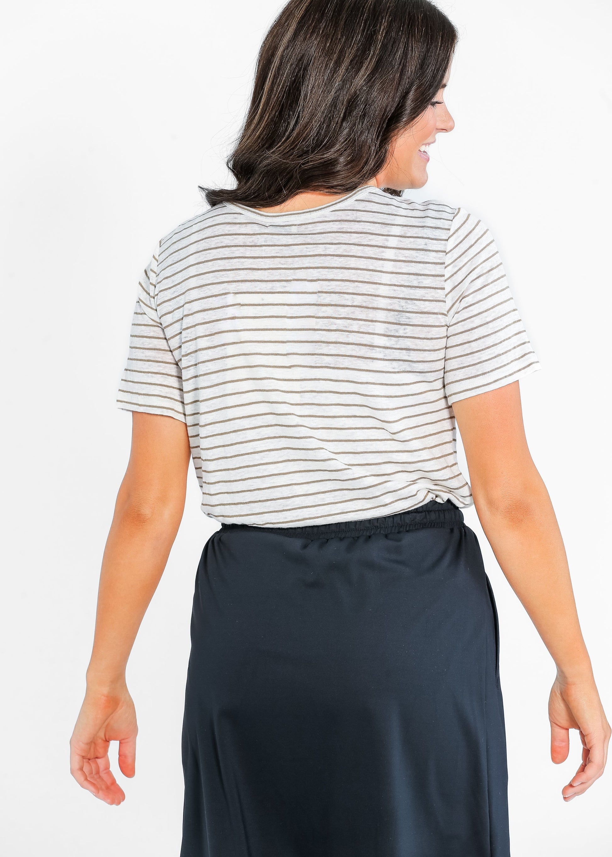 Essential Linen Short Sleeve Tee IC Tops