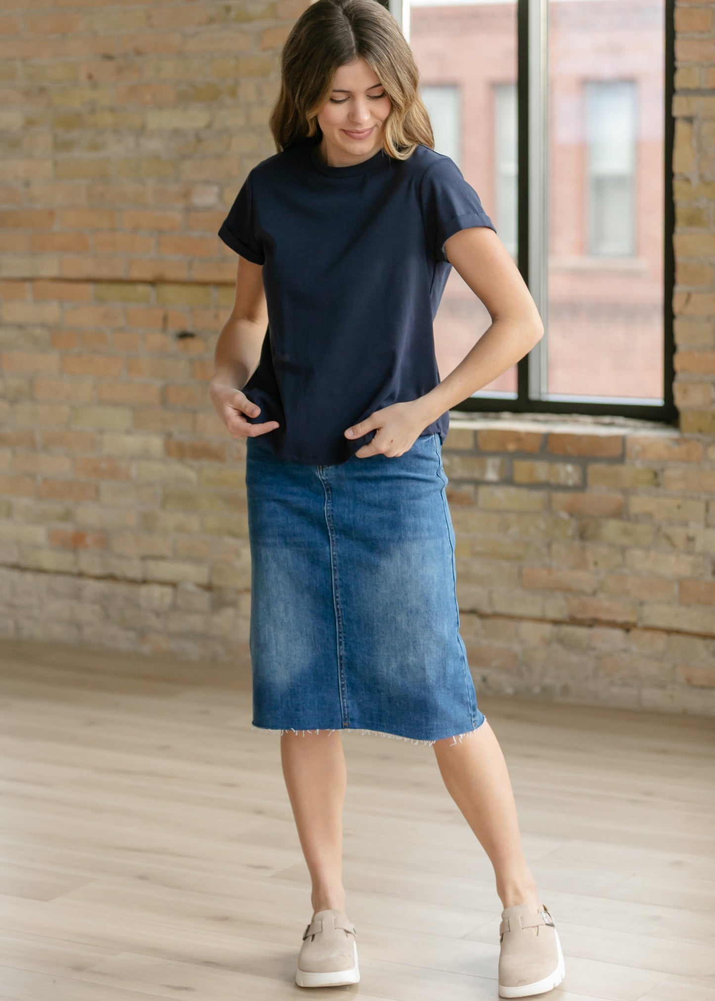 Essential Navy Short Sleeve Basic T-shirt IC Tops