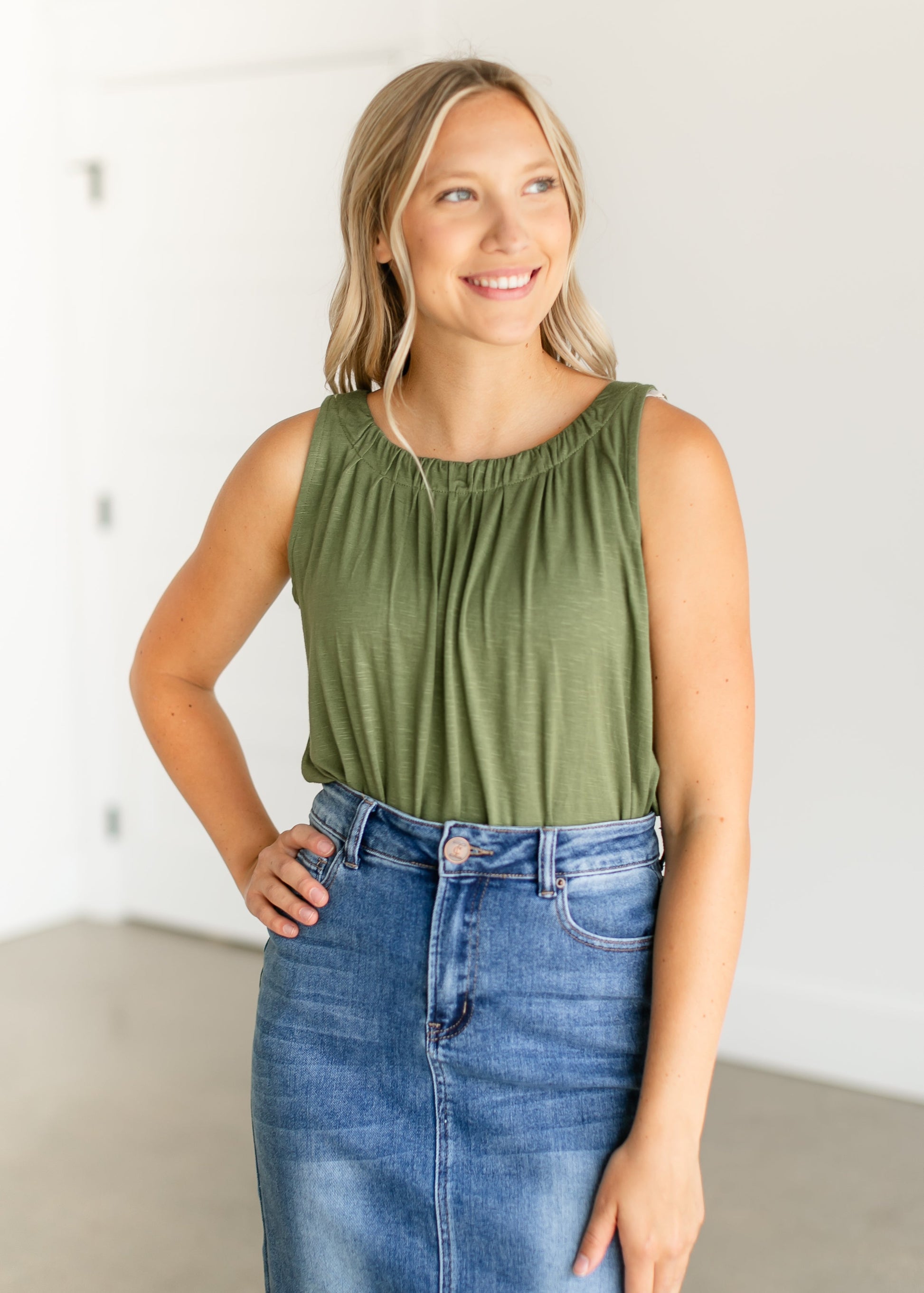 Essential Pleated Neck Layering Tank IC Tops Olive / XS