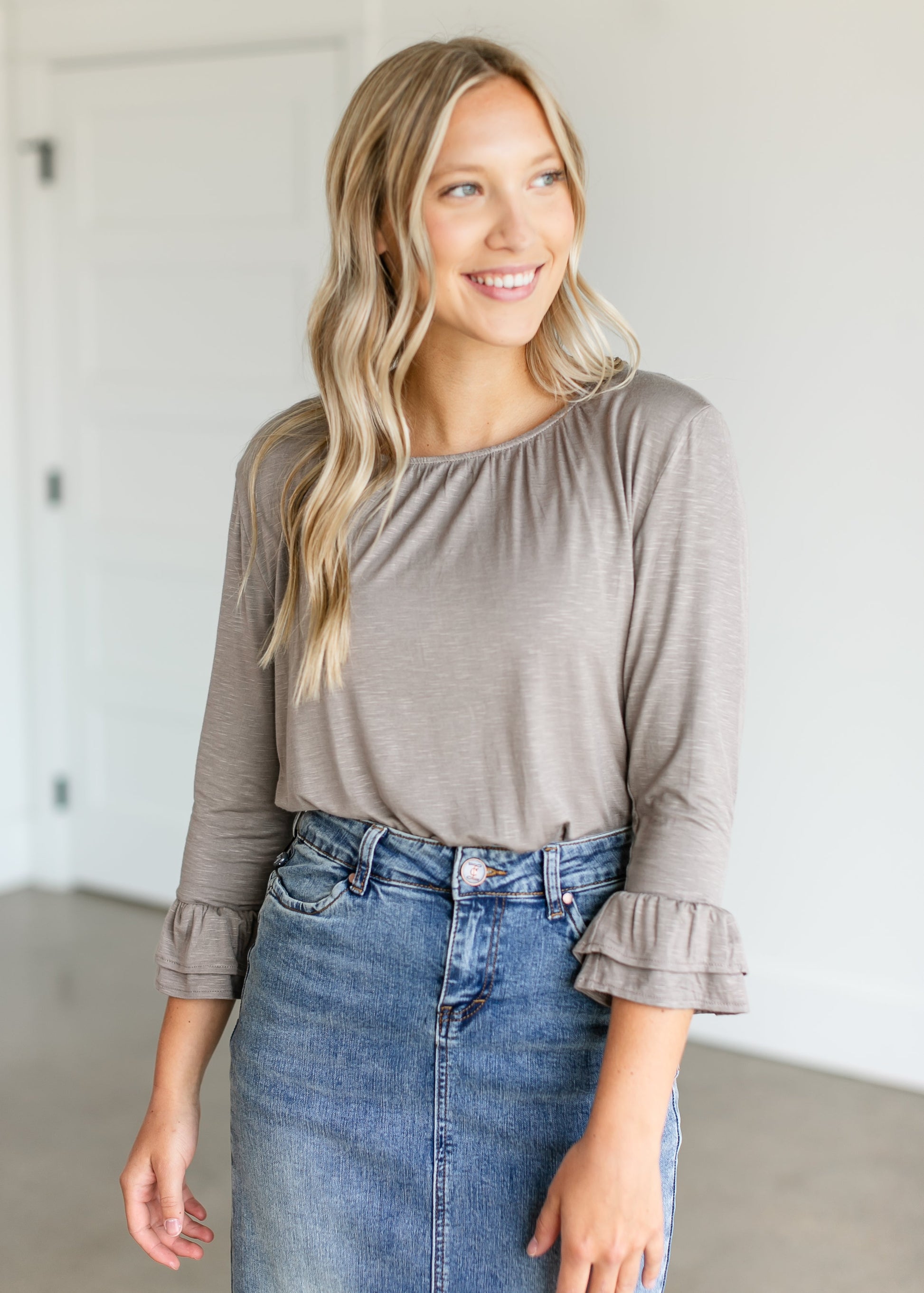 Essential Ruffled 3/4 Sleeve Top IC Tops Taupe / XS