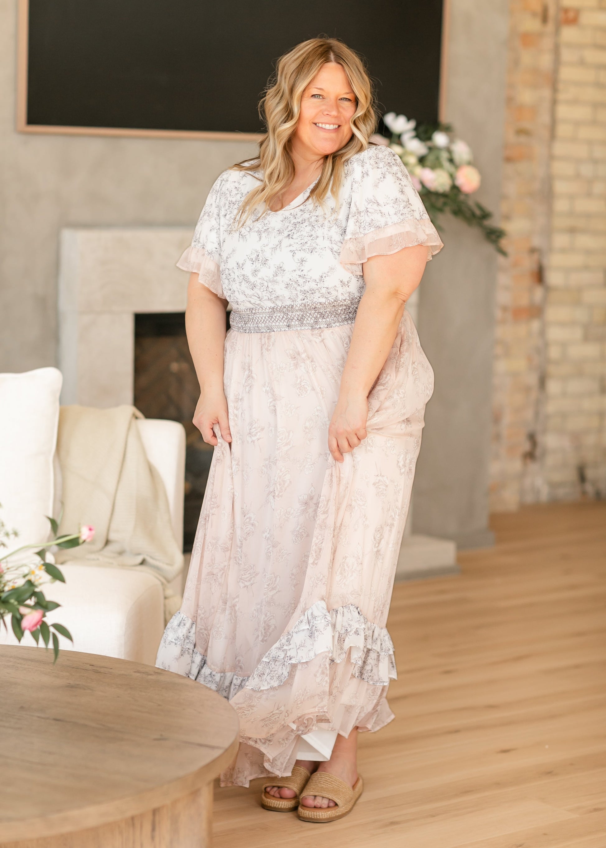 Estelle Floral Maxi Dress IC Dresses