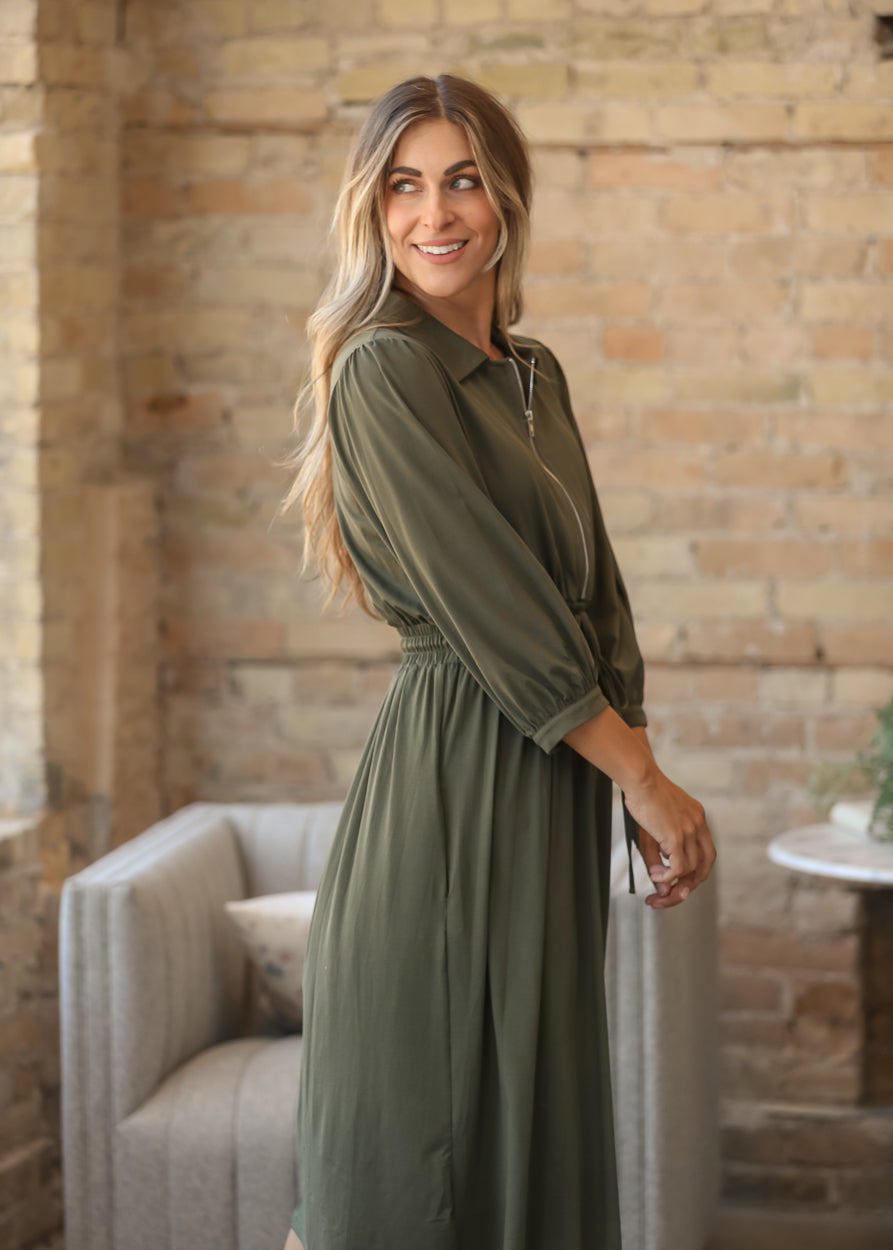 Etta Olive 3/4 Sleeve Zip-up Dress, Medium