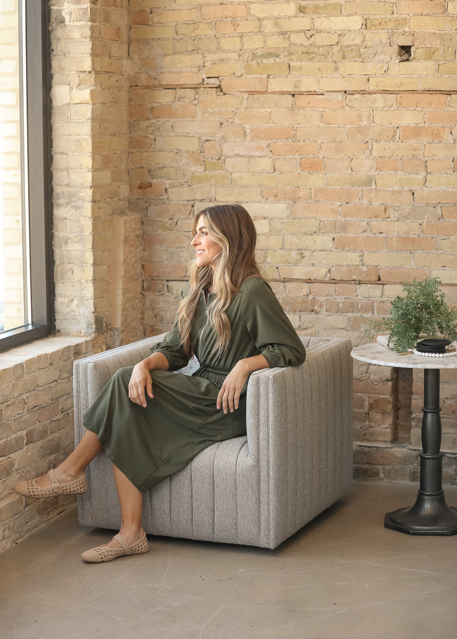 Etta Olive 3/4 Sleeve Zip-up Dress IC Dresses