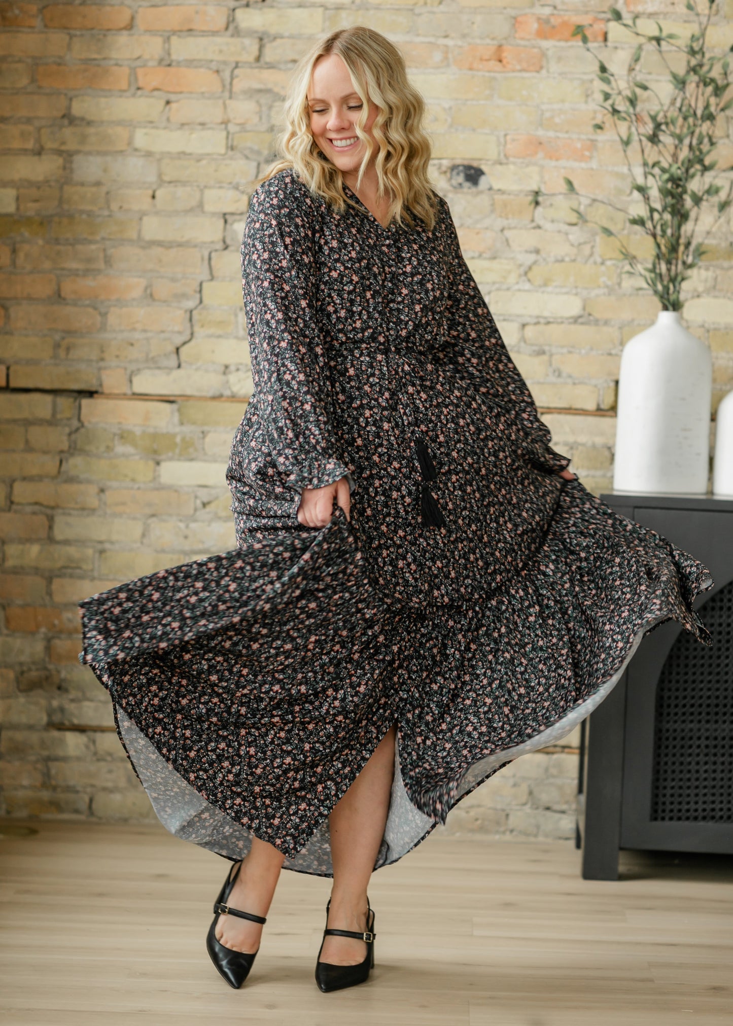 Evangeline Floral Maxi Dress IC Dresses