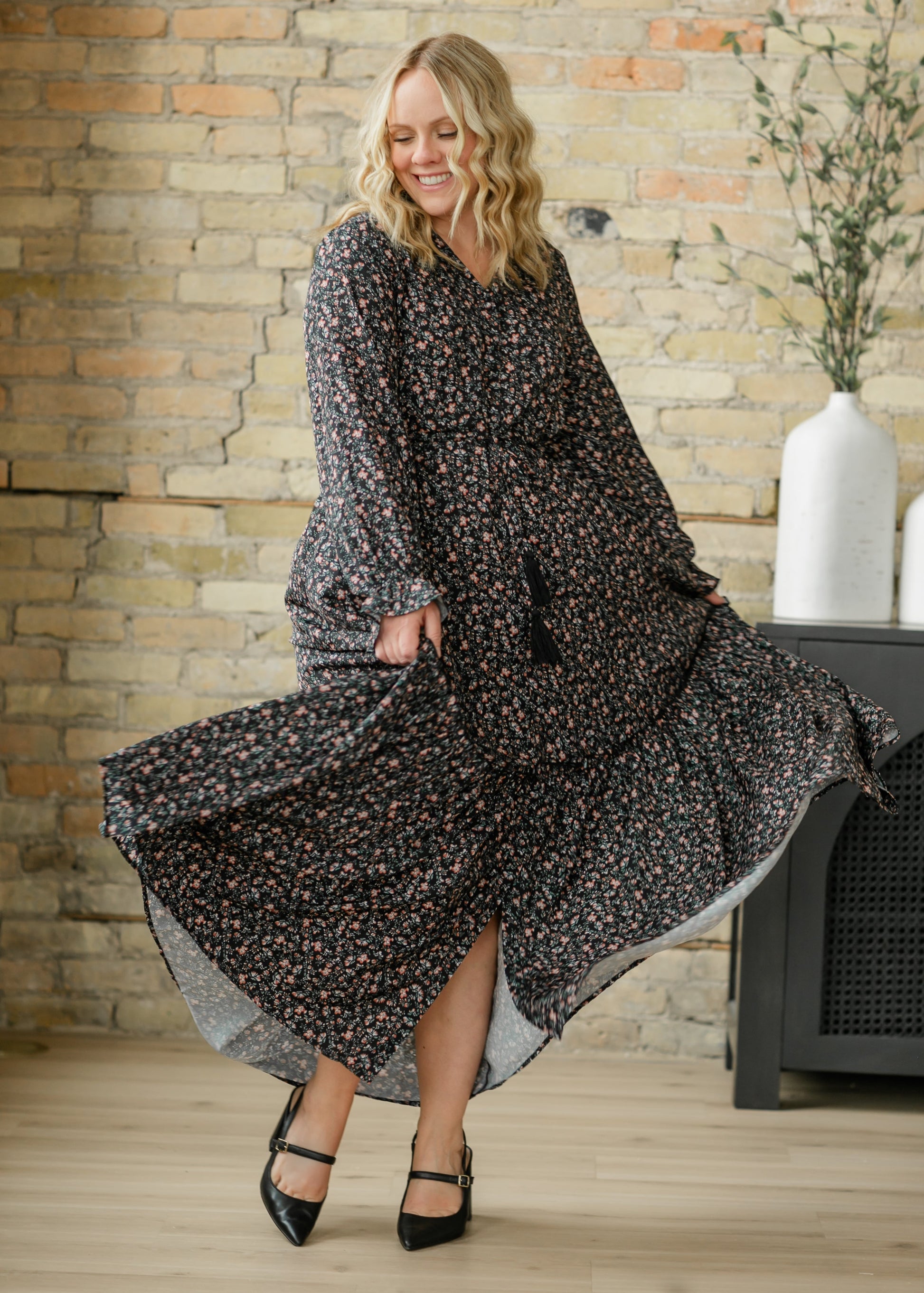 Evangeline Floral Maxi Dress IC Dresses