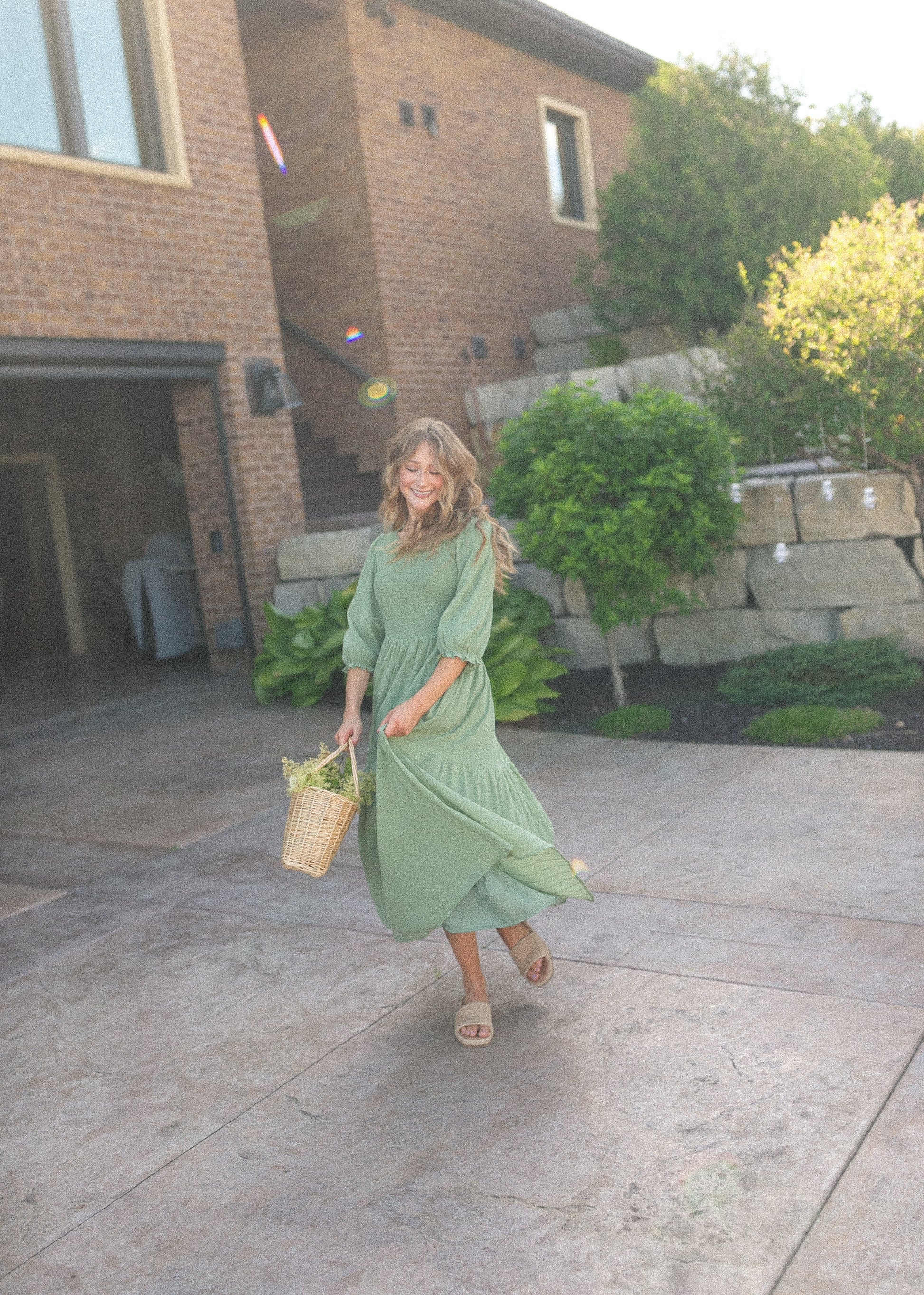 Flora Smocked Midi Dress IC Dresses