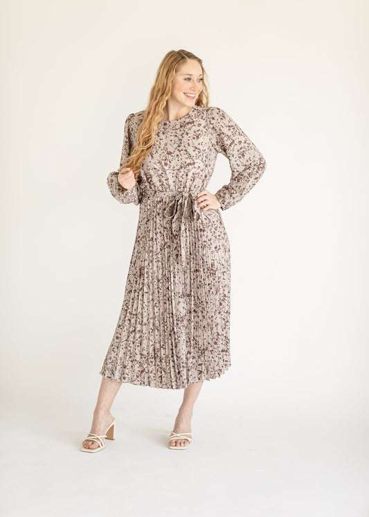 Floral Pleated Long Sleeve Midi Dress FF Dresses