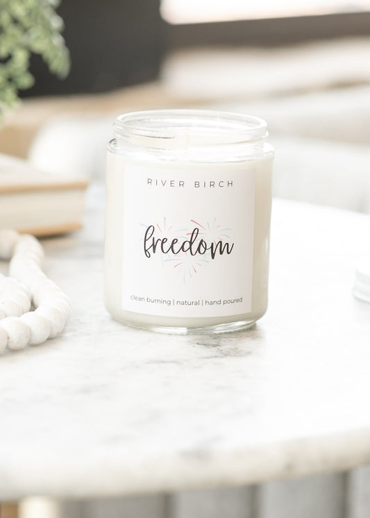 Freedom Soy Candle 8.5oz Apple Scent FF Home + Lifestyle