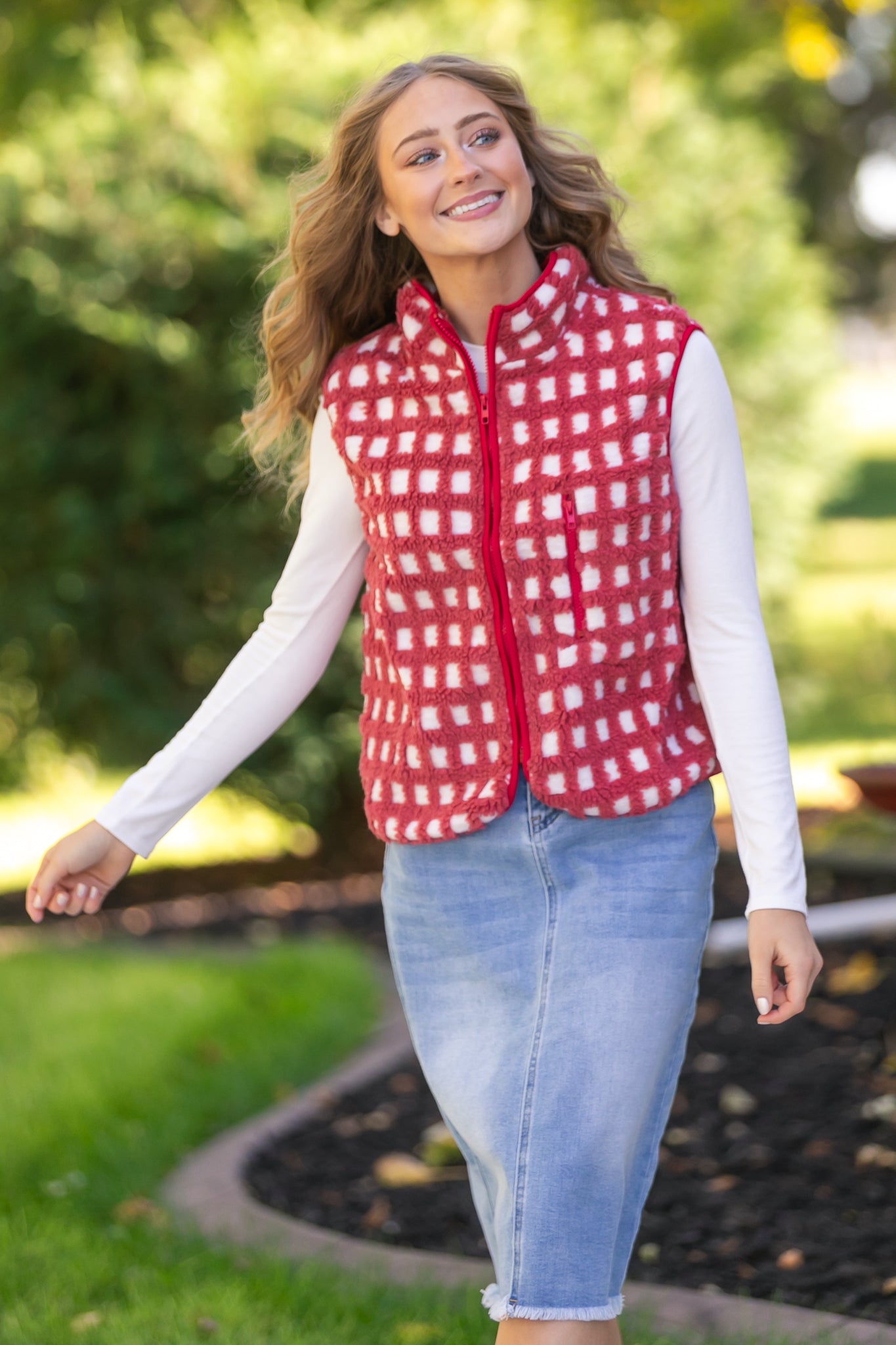 Fuzzy Checkered Zip Vest FF Layering Essentials