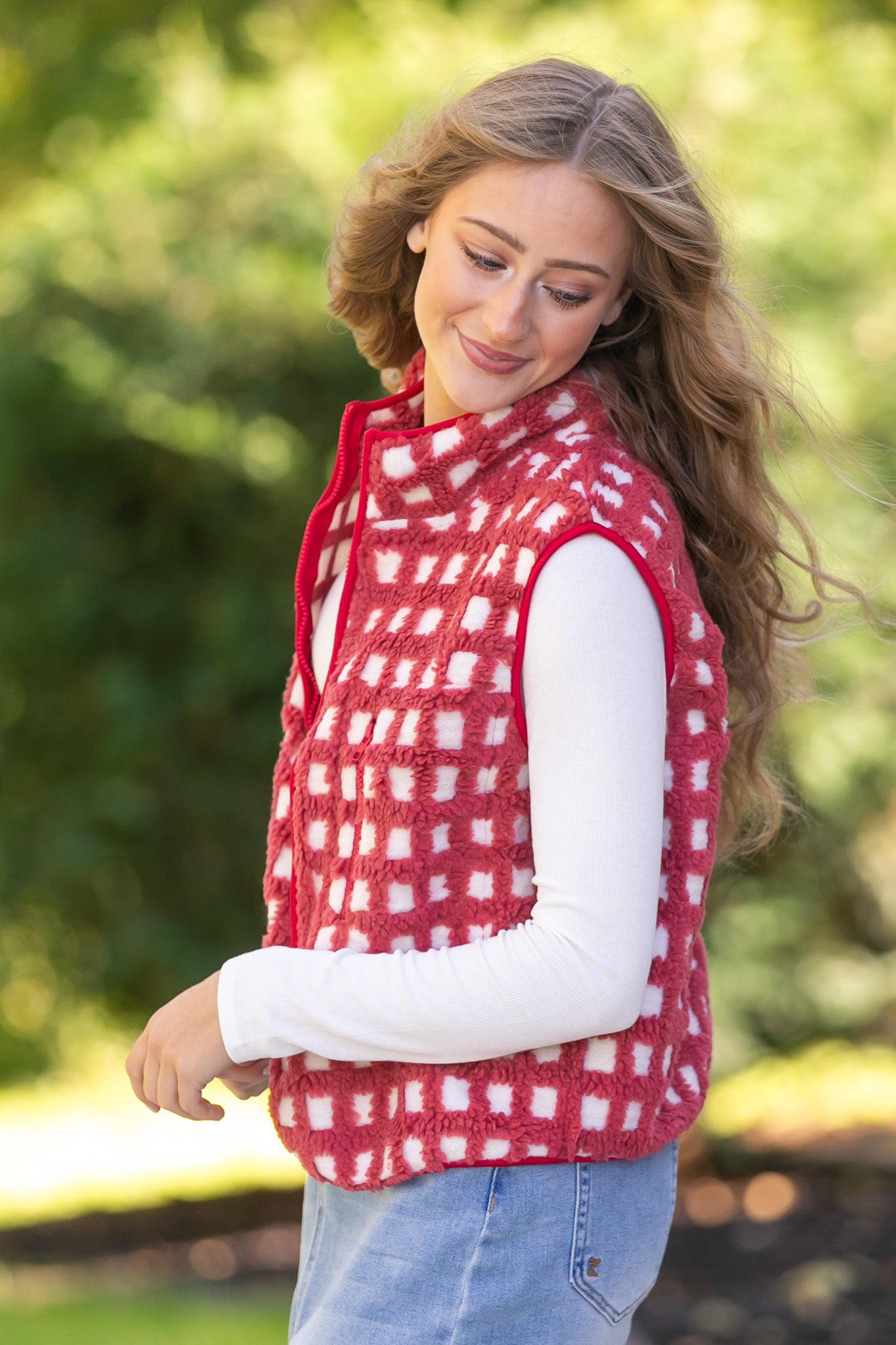 Fuzzy Checkered Zip Vest FF Layering Essentials