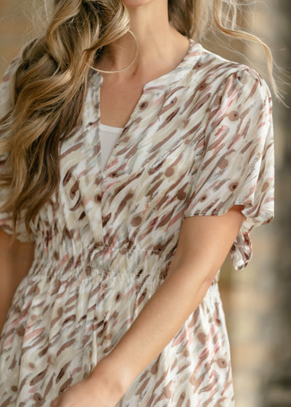 Gina Pink Abstract Short Sleeve Midi Dress IC Dresses