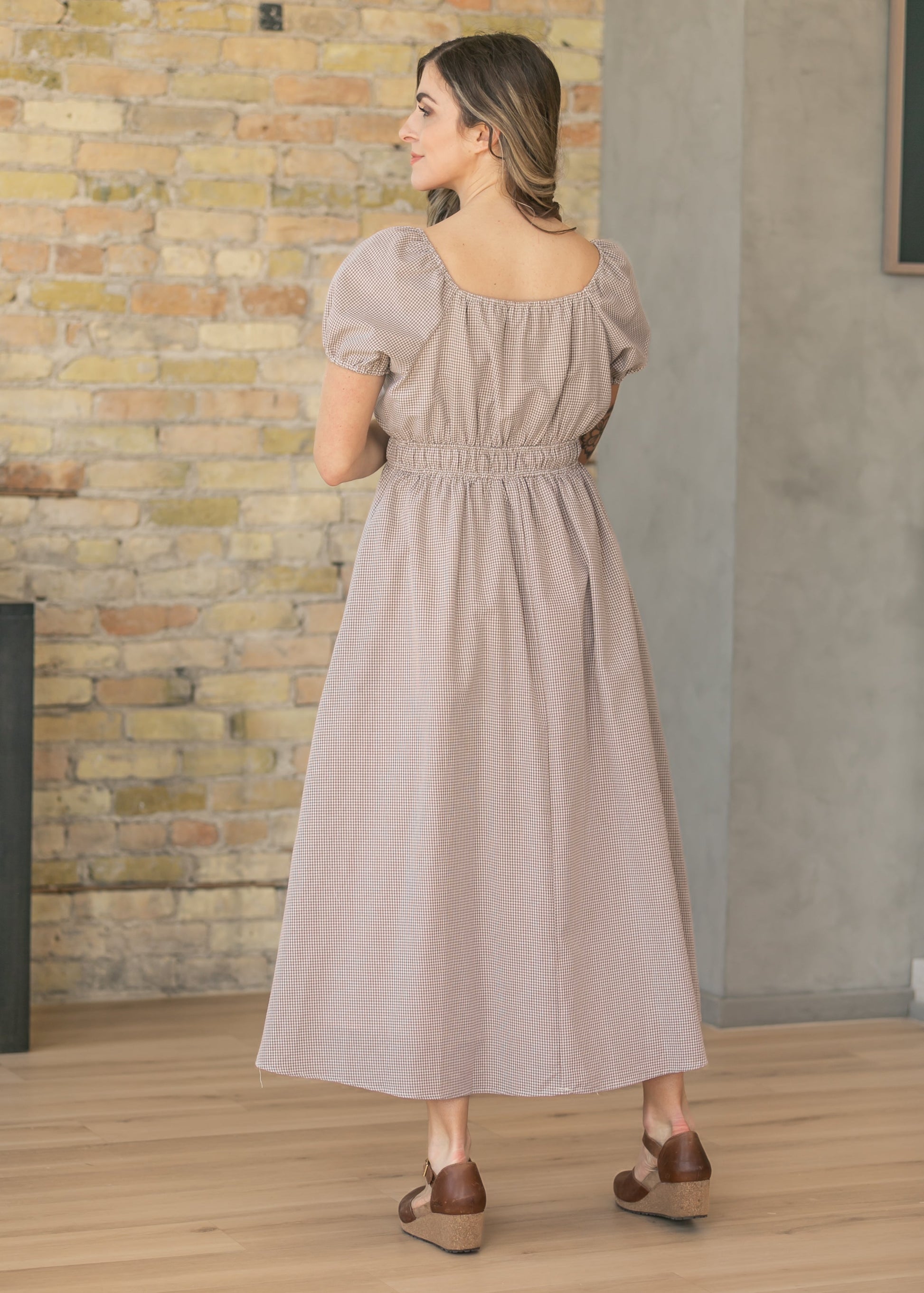 Gingham Sweetheart Neck Maxi Dress