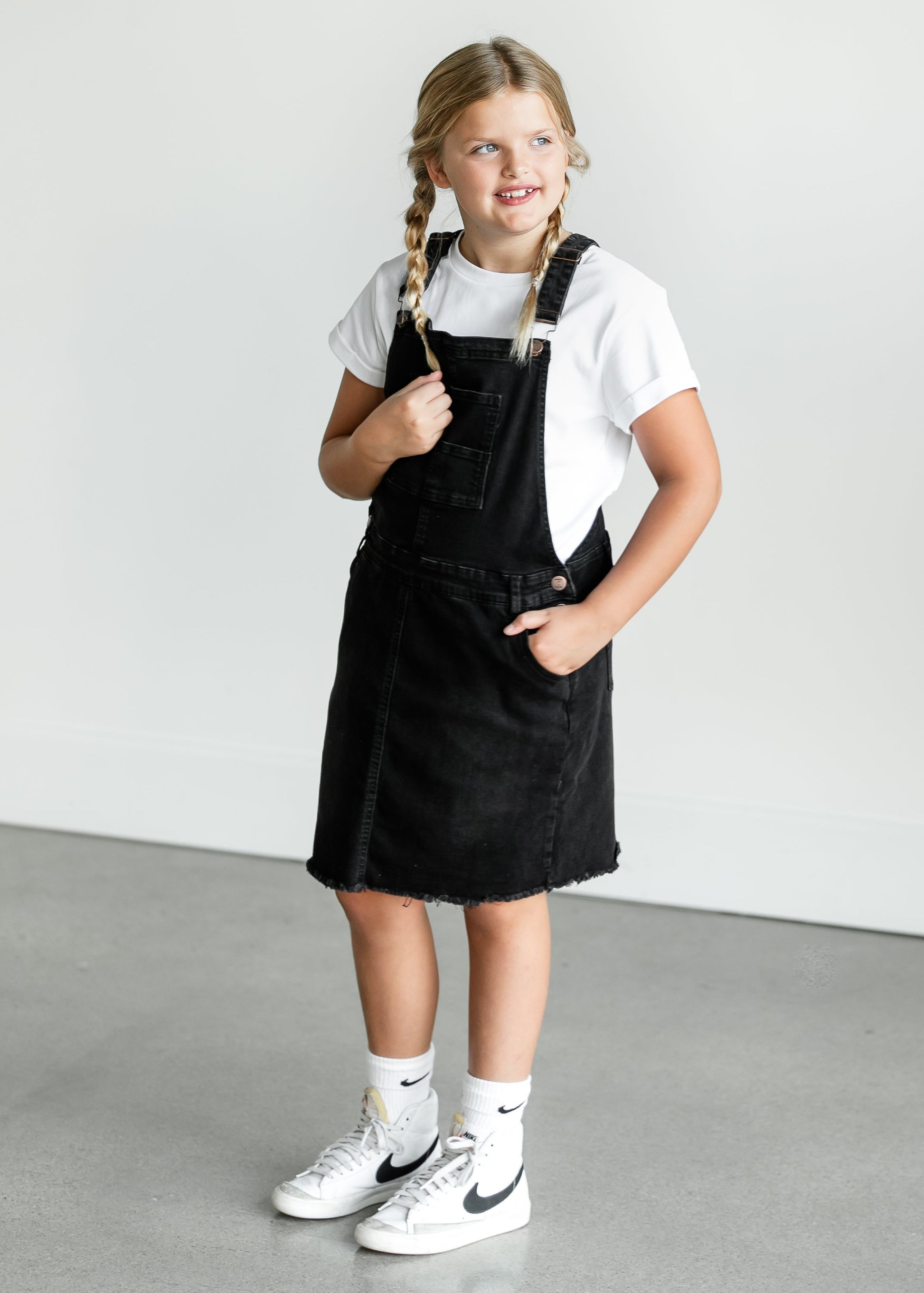 Girl's Aria Denim Overall Jumper Dress - FINAL SALE Inherit Co. Girl's Aria Denim Overall Jumper Dress - FINAL SALE Inherit Co.