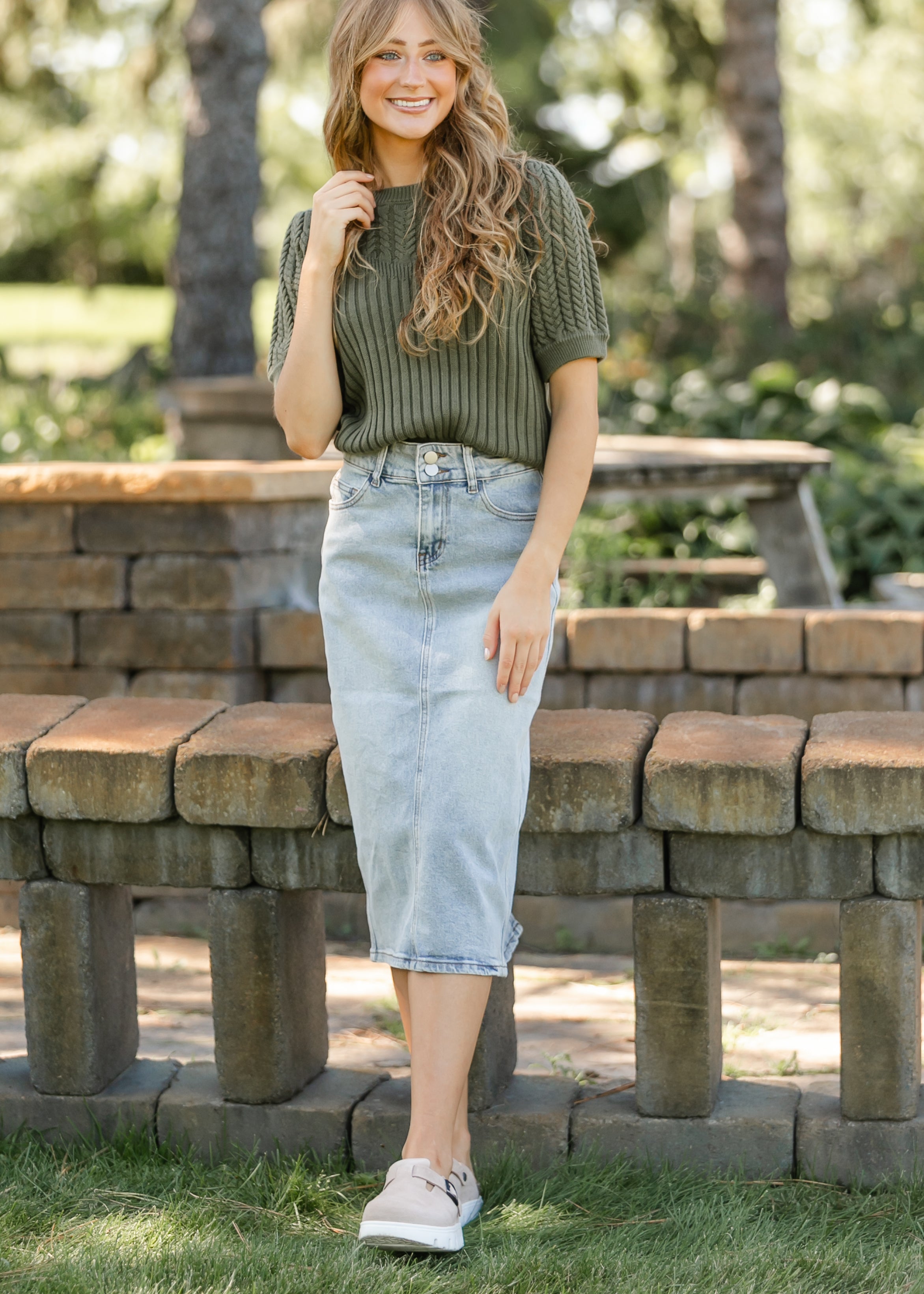 Greta Light Wash Midi Denim Skirt – Inherit Co.