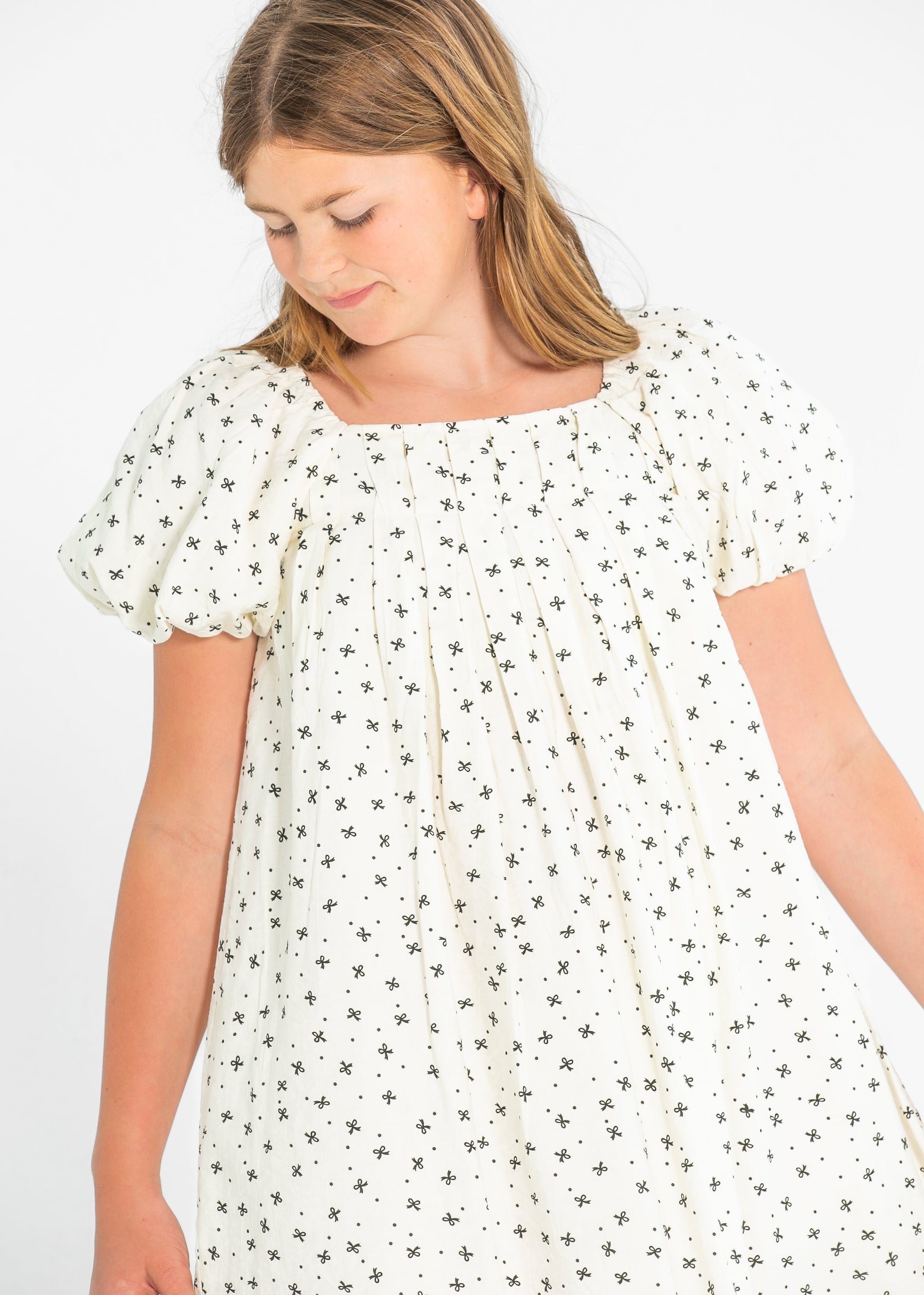 Gril's Ditsey Bow Print Box Pleated Puff Sleeve Dress FF Girls