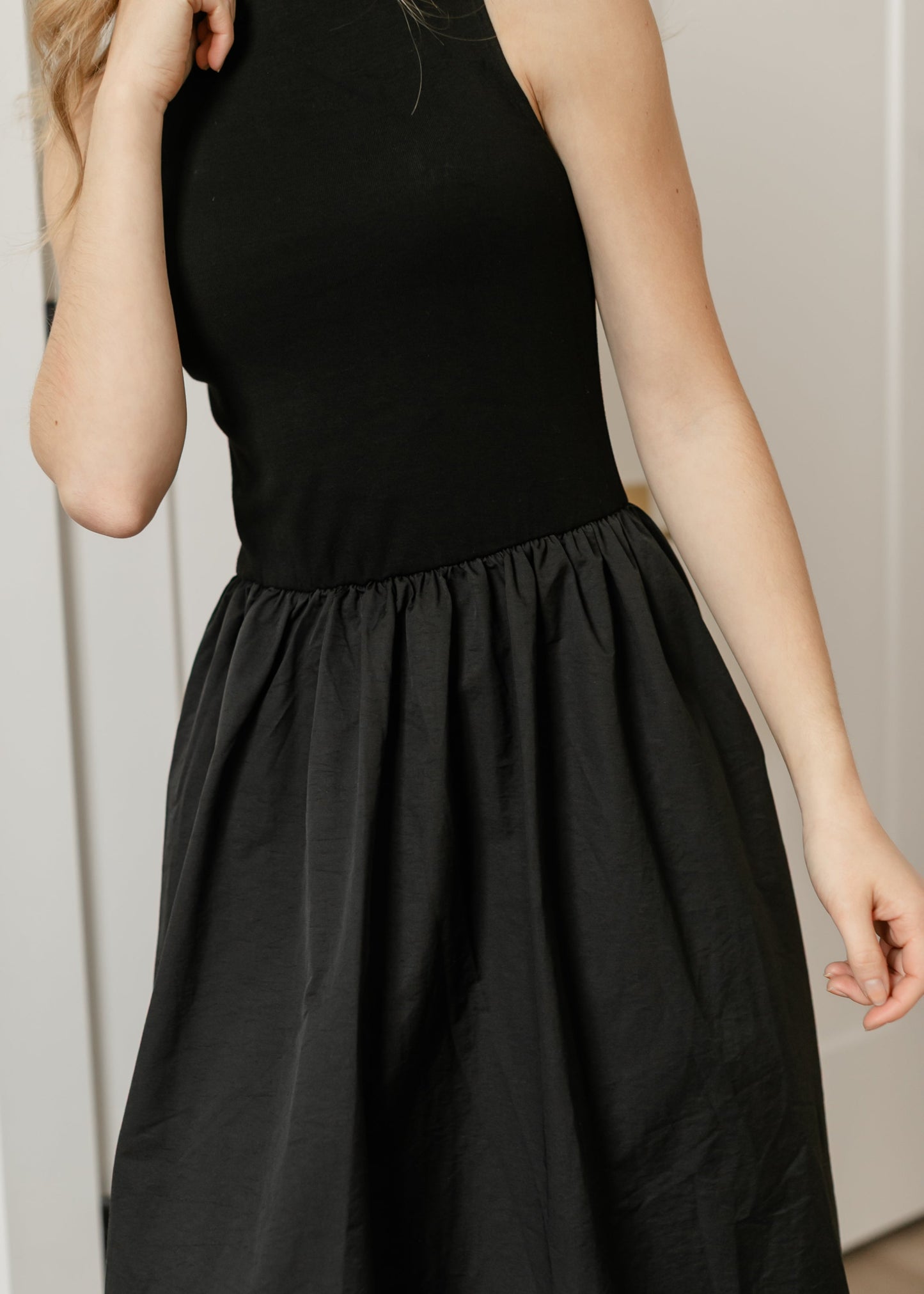 Happier Now Contrast Bubble Hem Midi Dress FF Dresses