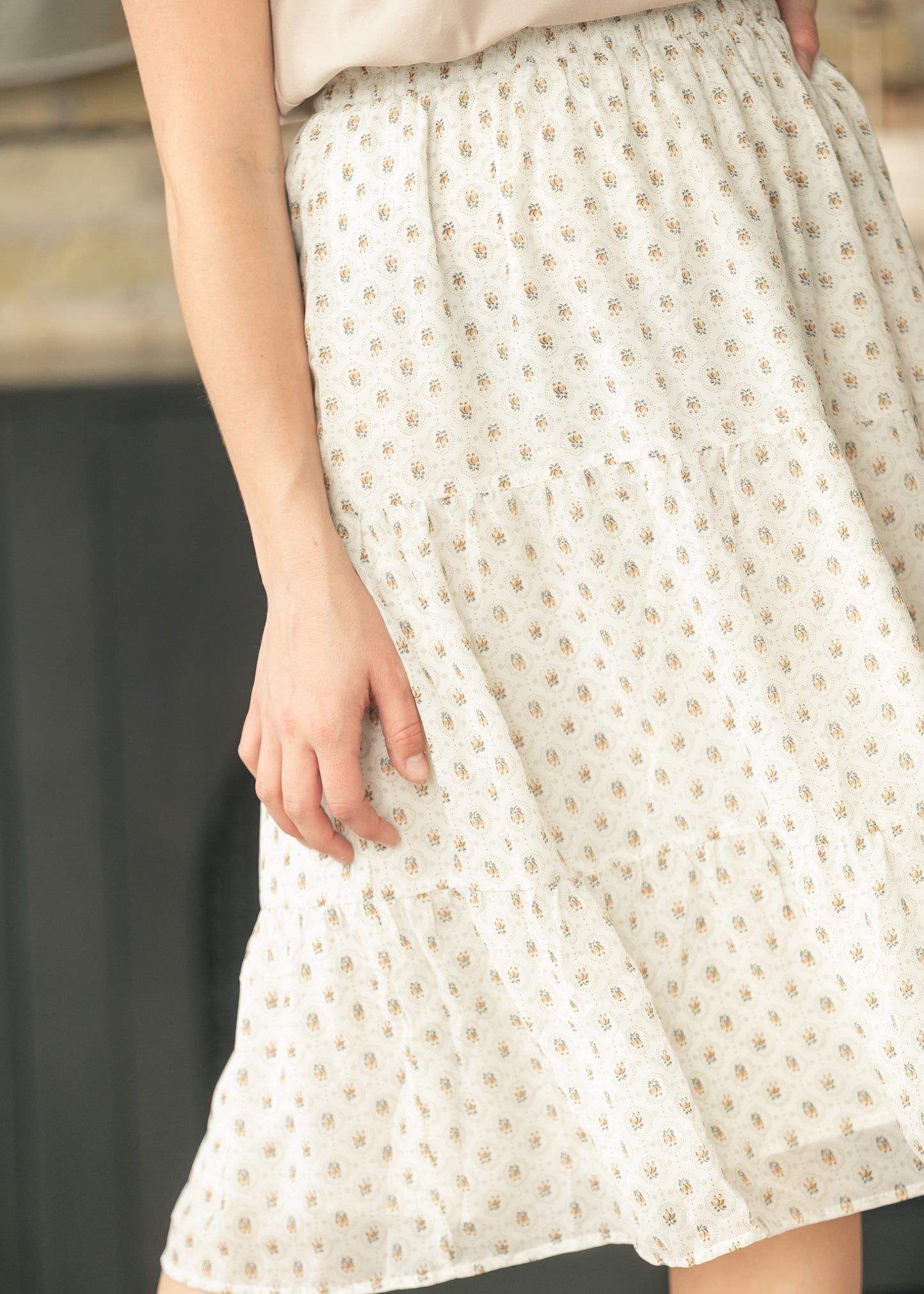 Harlow Tiered Vintage Floral Midi Skirt IC Skirts
