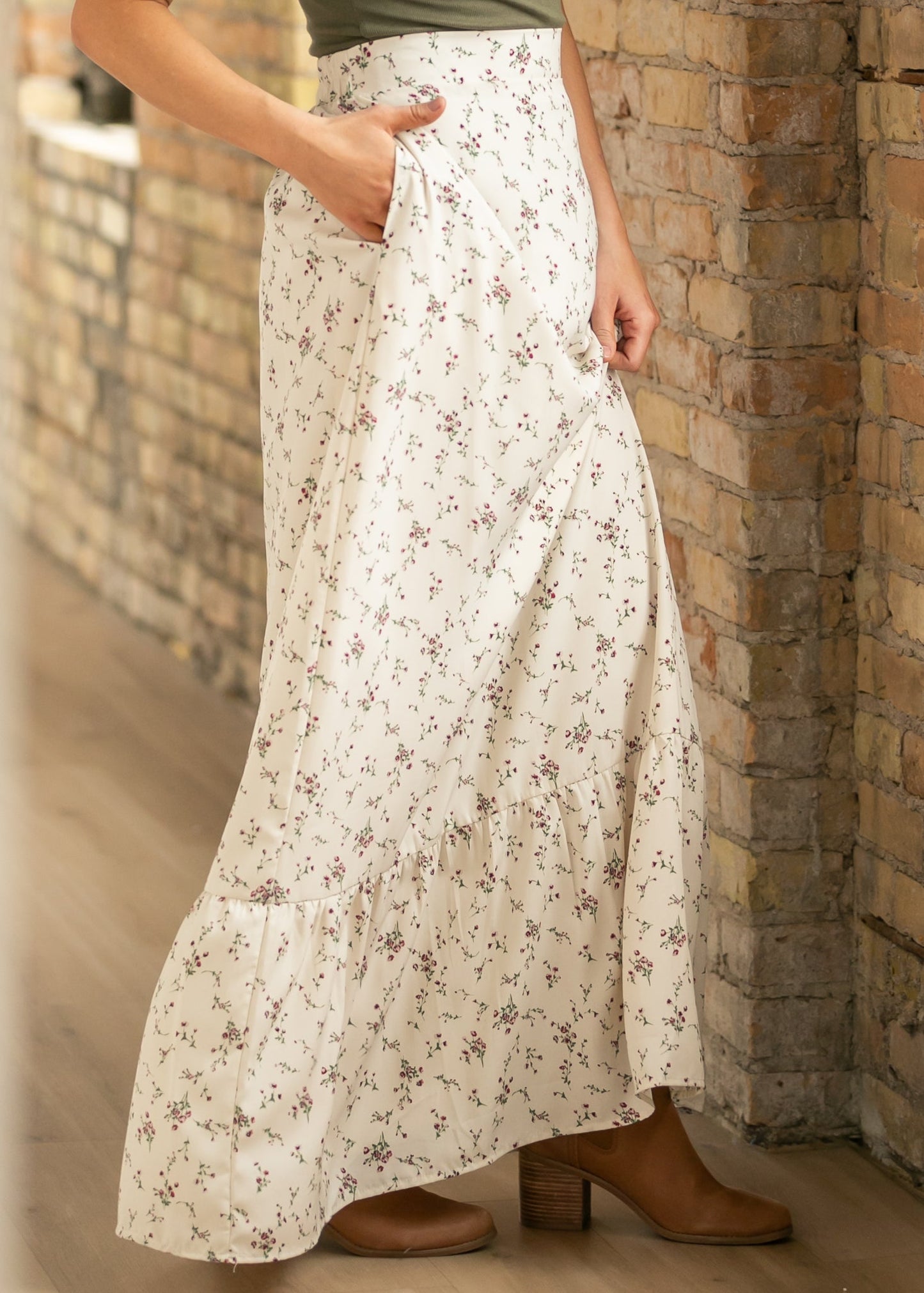 Havyn Ivory Floral Lined Maxi Skirt IC Skirts